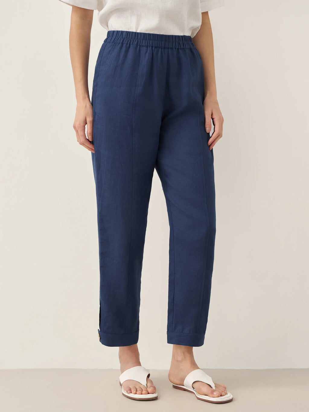 LINTICO 100% Linen Straight-Leg Pants with Elastic Waist PATRICE — detail shot 10
