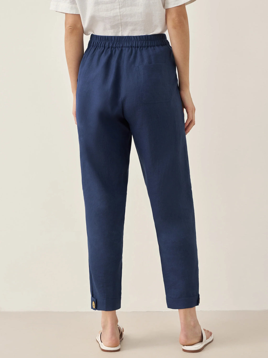 LINTICO 100% Linen Straight-Leg Pants with Elastic Waist PATRICE — detail shot 9