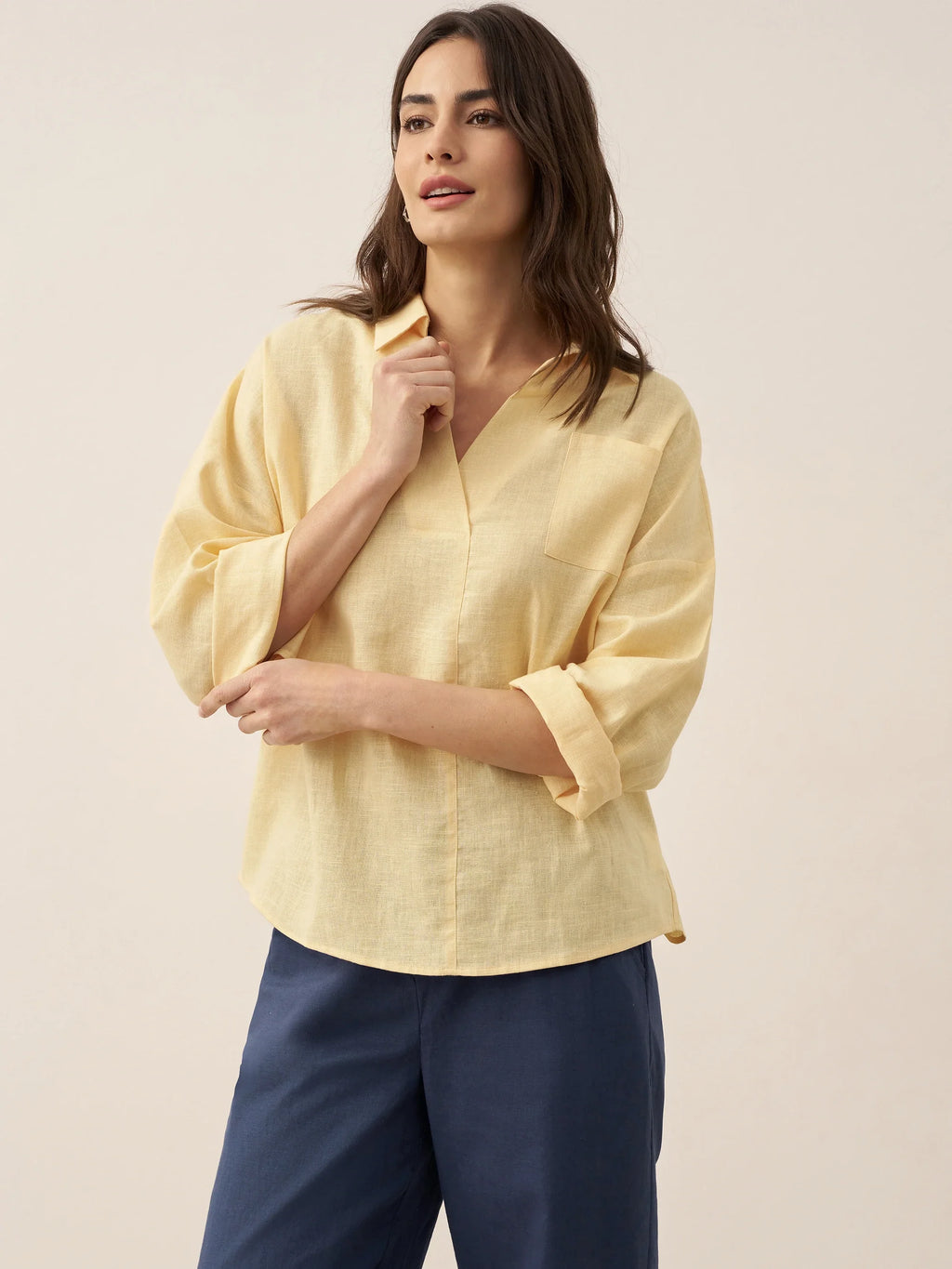 LINTICO Linen Oversized Fit Pocket Shirt ELOWEN — side view