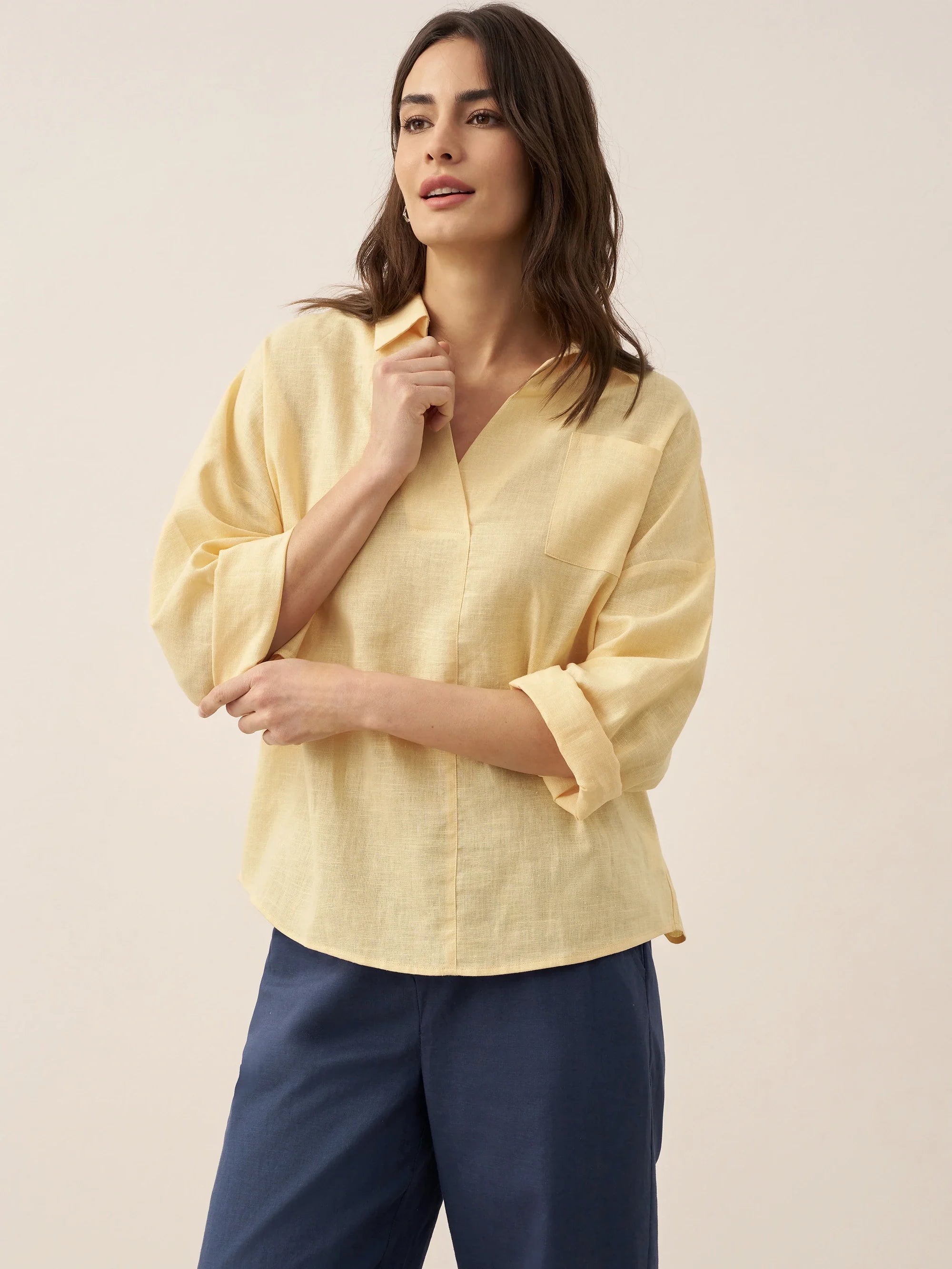 LINTICO Linen Oversized Fit Pocket Shirt ELOWEN — side view