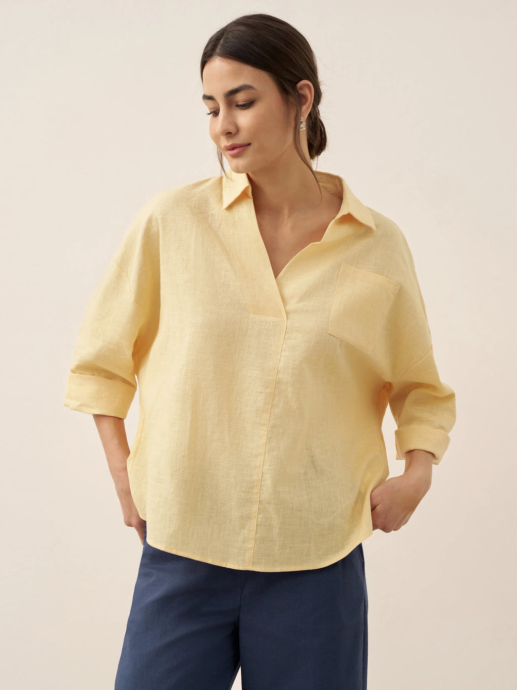 LINTICO Linen Oversized Fit Pocket Shirt ELOWEN — lifestyle context