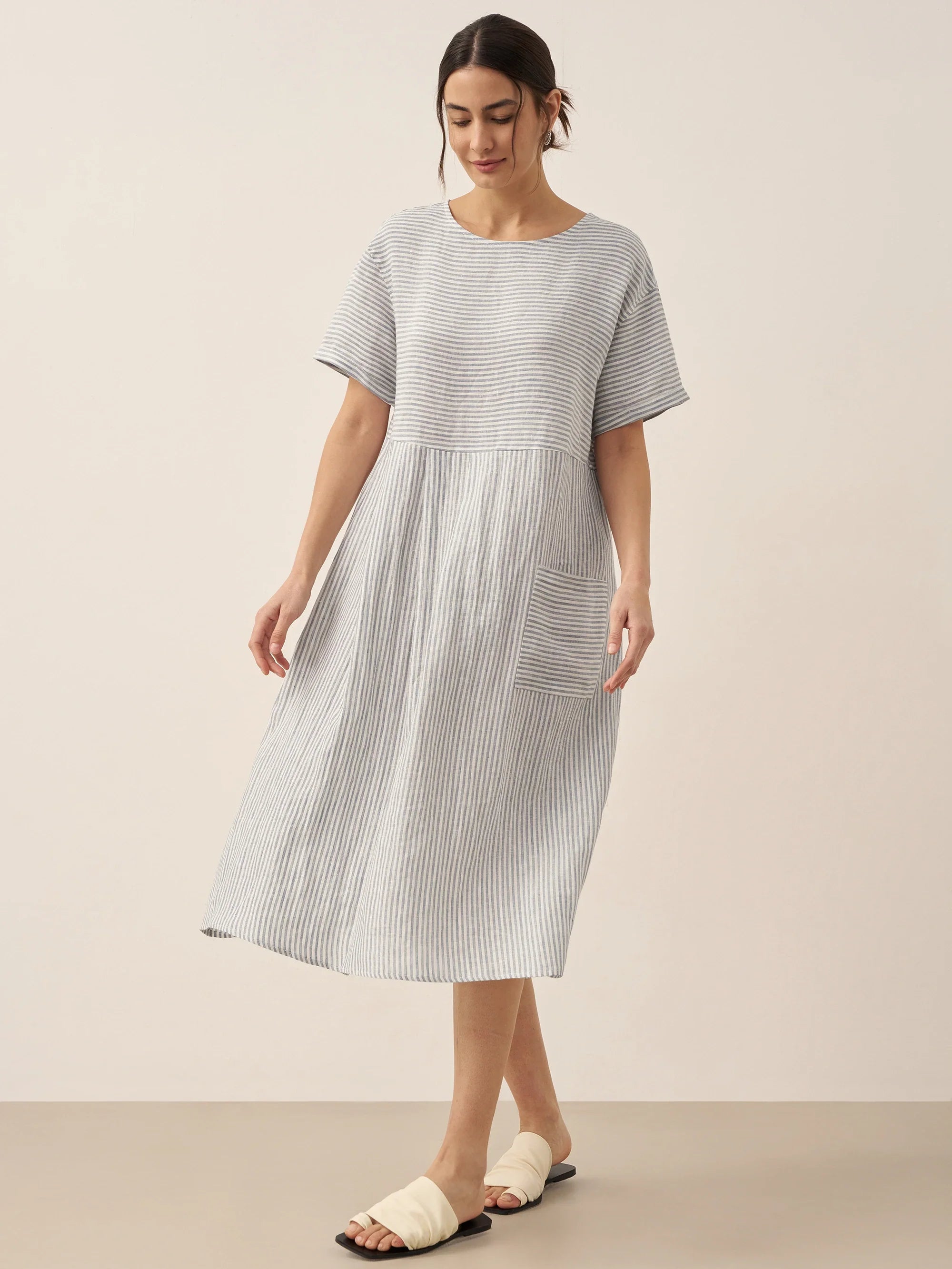 LINTICO 100% Linen Pinstripe Paneled Short-Sleeved Dress MORGAN — color detail