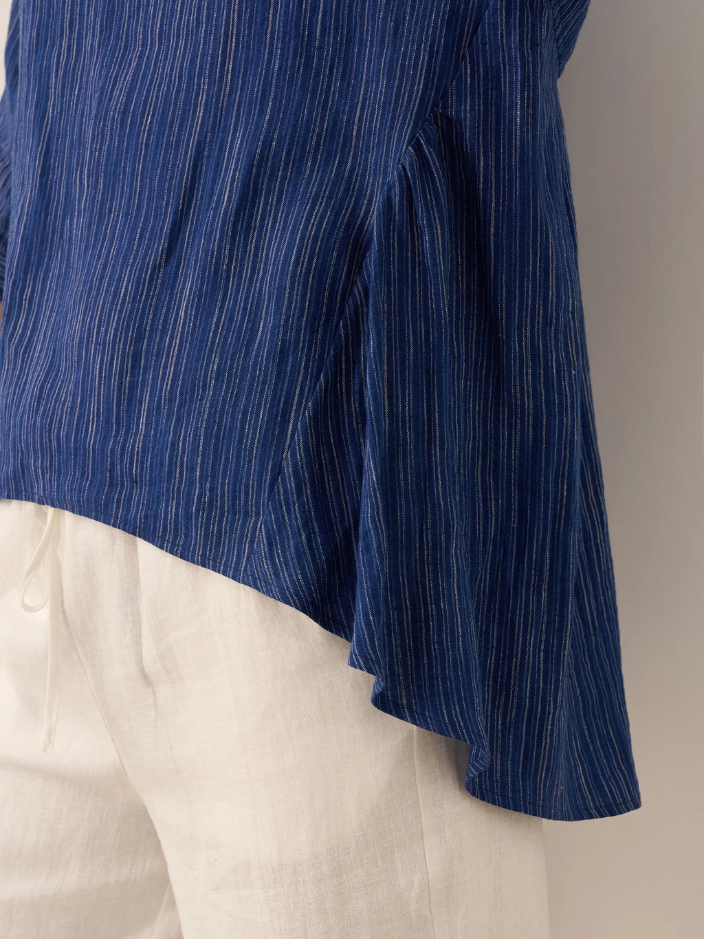 LINTICO 100% Linen Round Neck Artistic Stripe Top FLORENCE — detail shot 7