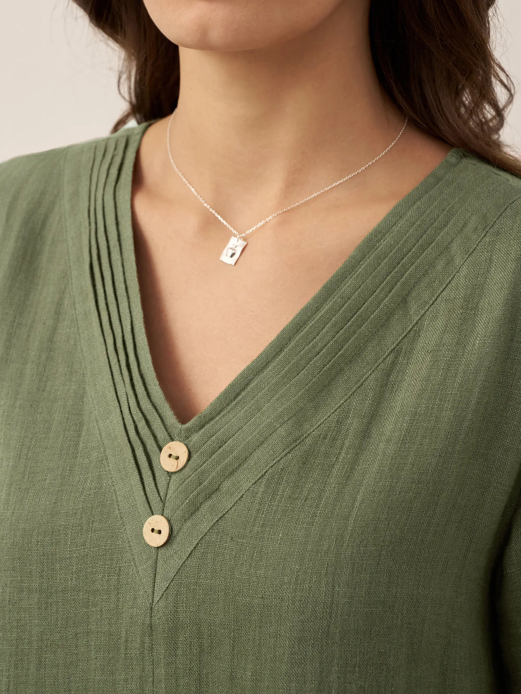 LINTICO 100% Linen V-Neck Double-Layer Midi Dress JAYDA — detail close-up