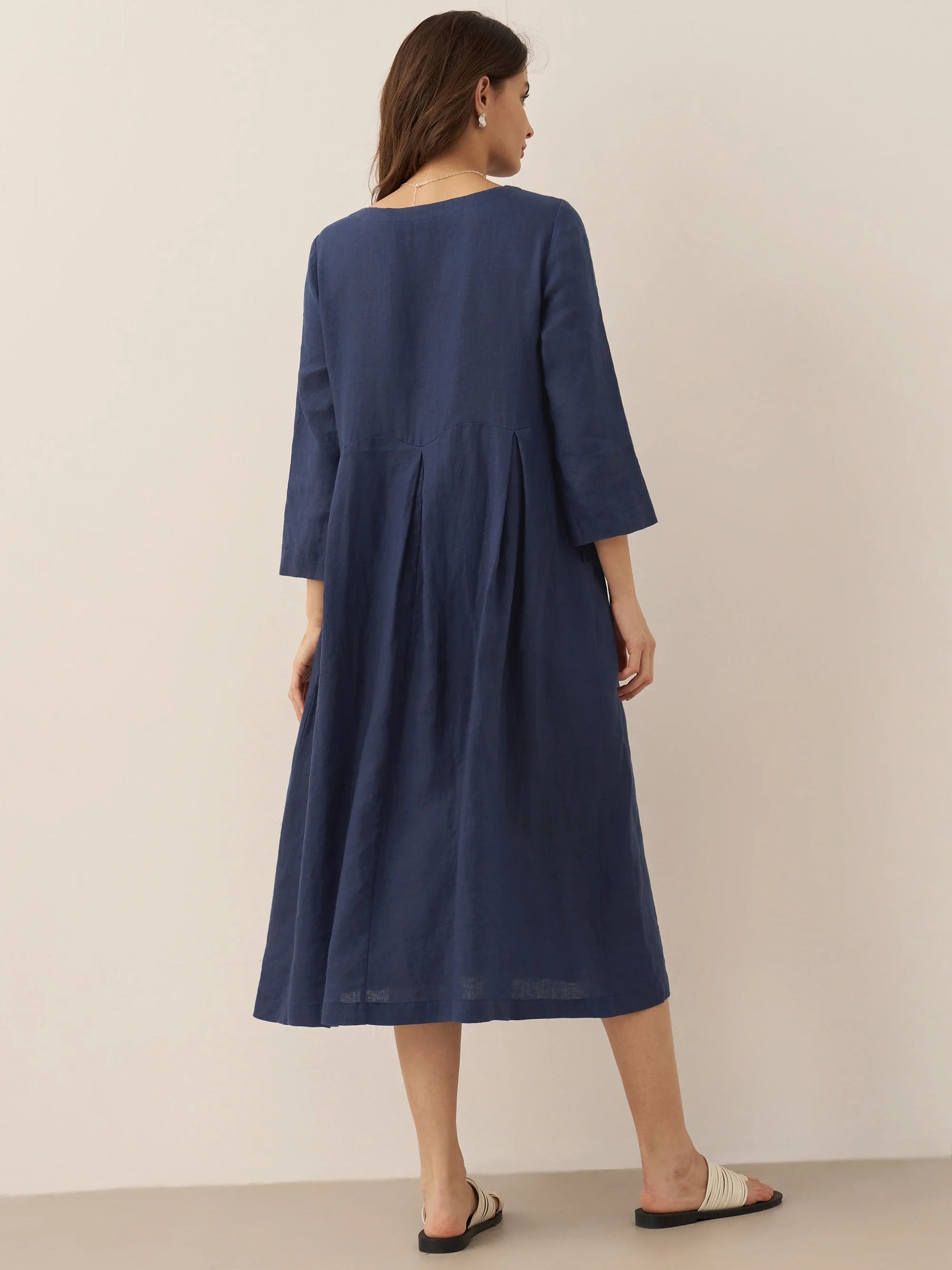 LINTICO 100% Linen Bateau Neck Pleated Maxi Dress — detail shot 7