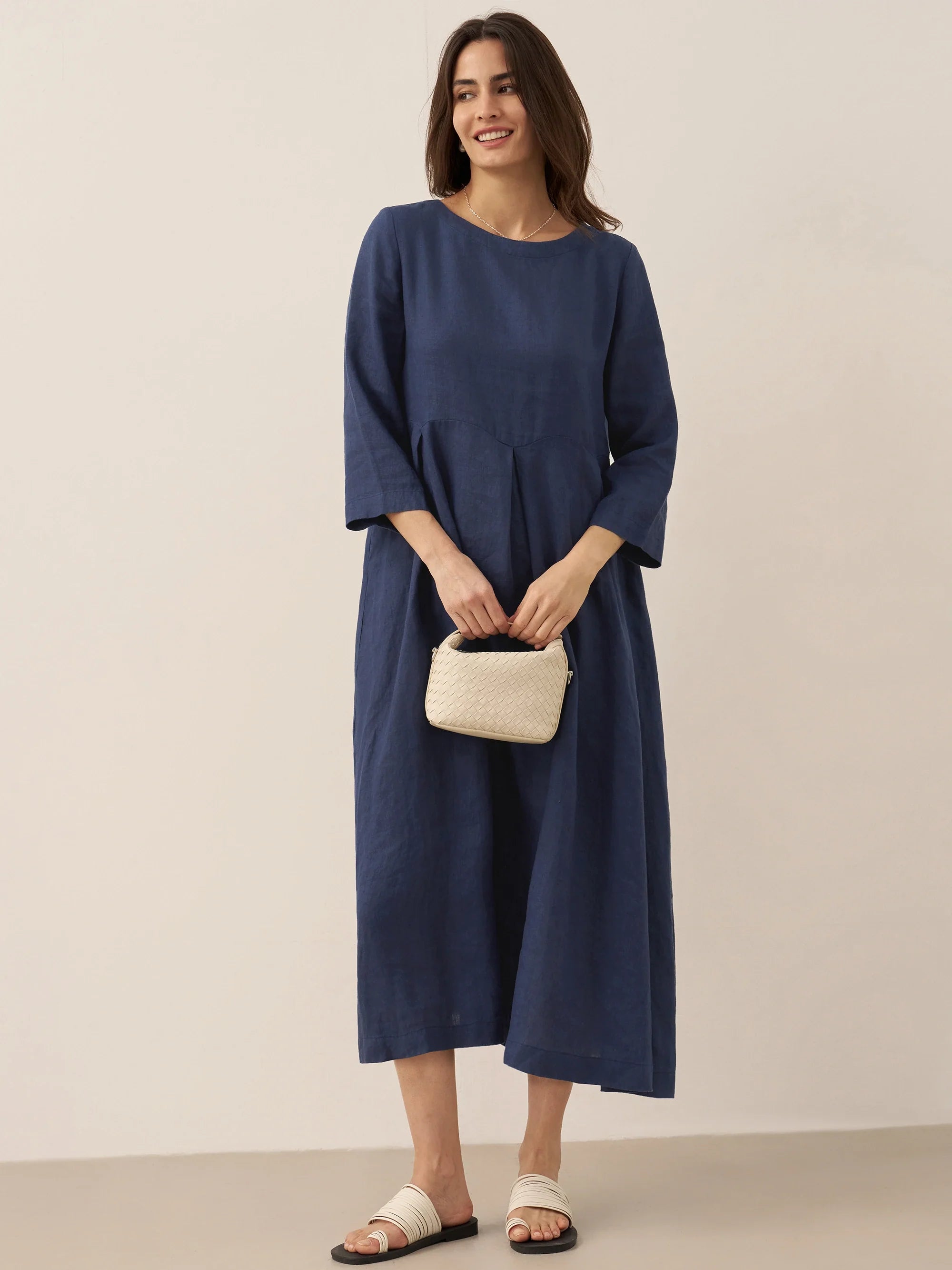 LINTICO 100% Linen Bateau Neck Pleated Maxi Dress ABIGAIL — fabric or material detail