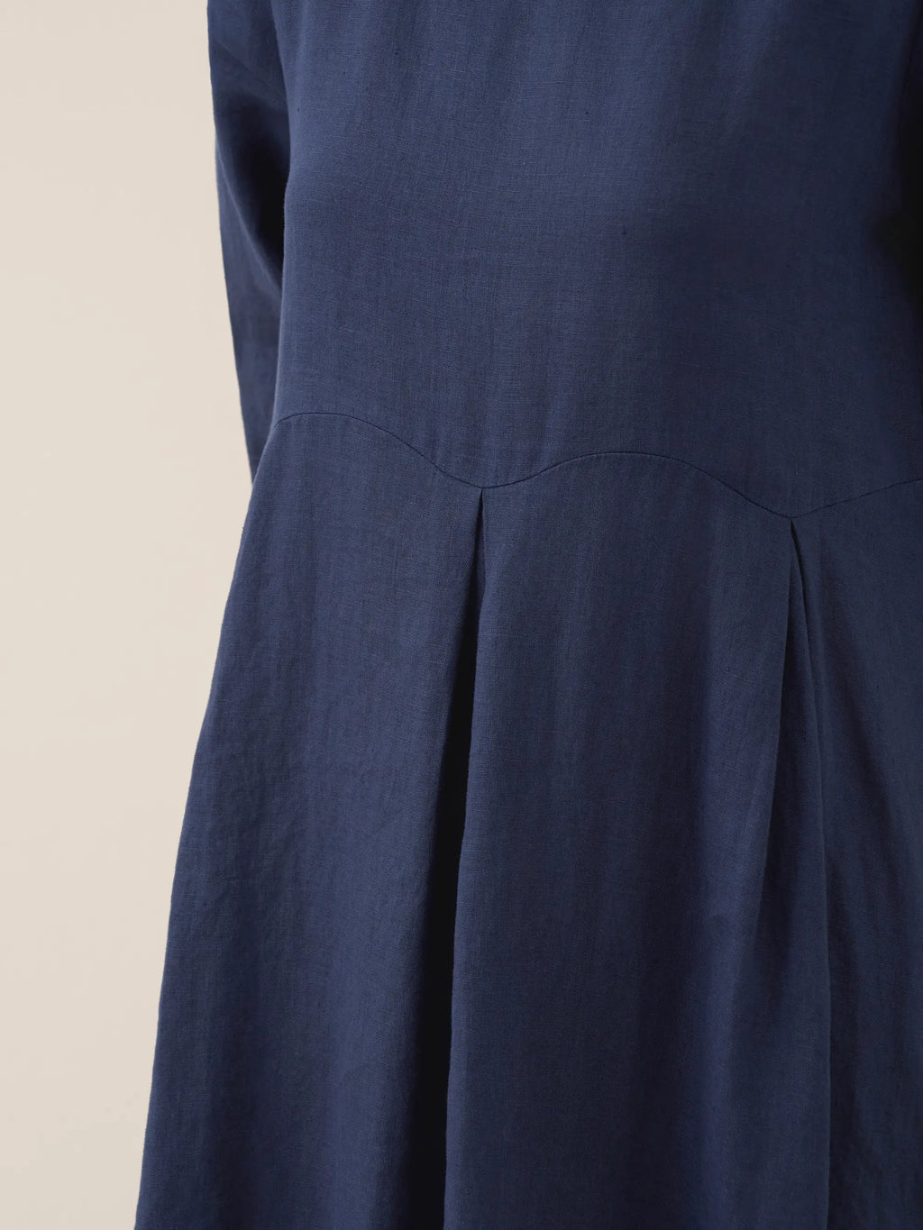 LINTICO 100% Linen Bateau Neck Pleated Maxi Dress ABIGAIL — product on model