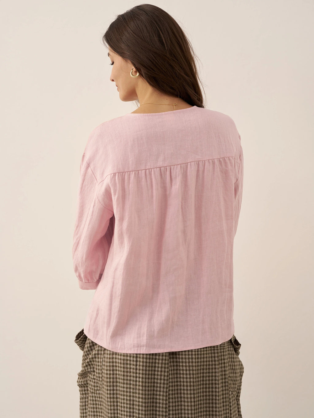 LINTICO 100% Linen Button-Front Drop Shoulder Shirt EASTER — feature highlight