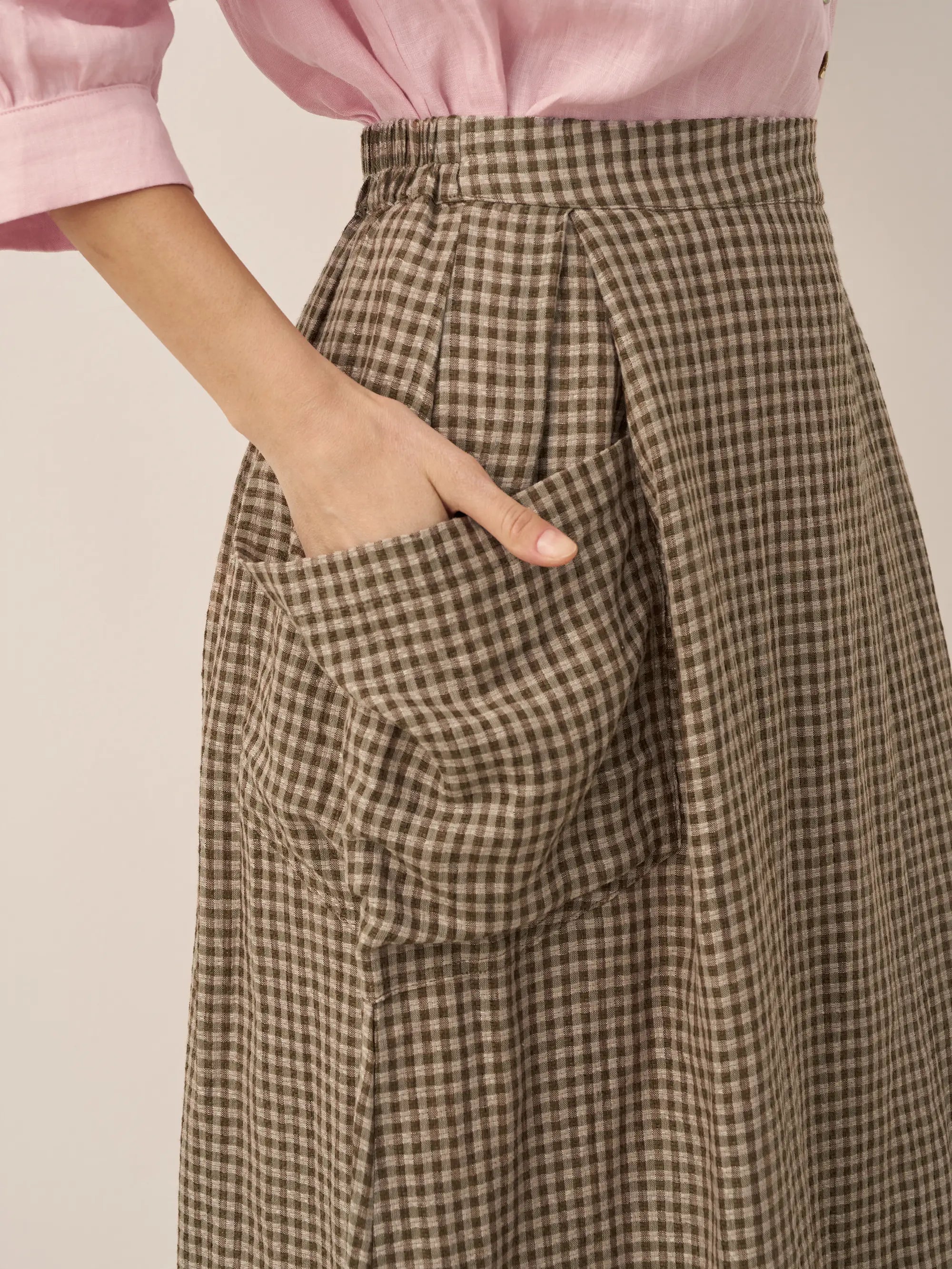 LINTICO Linen Checked Elastic Waist Skirt MARINA — detail shot 10