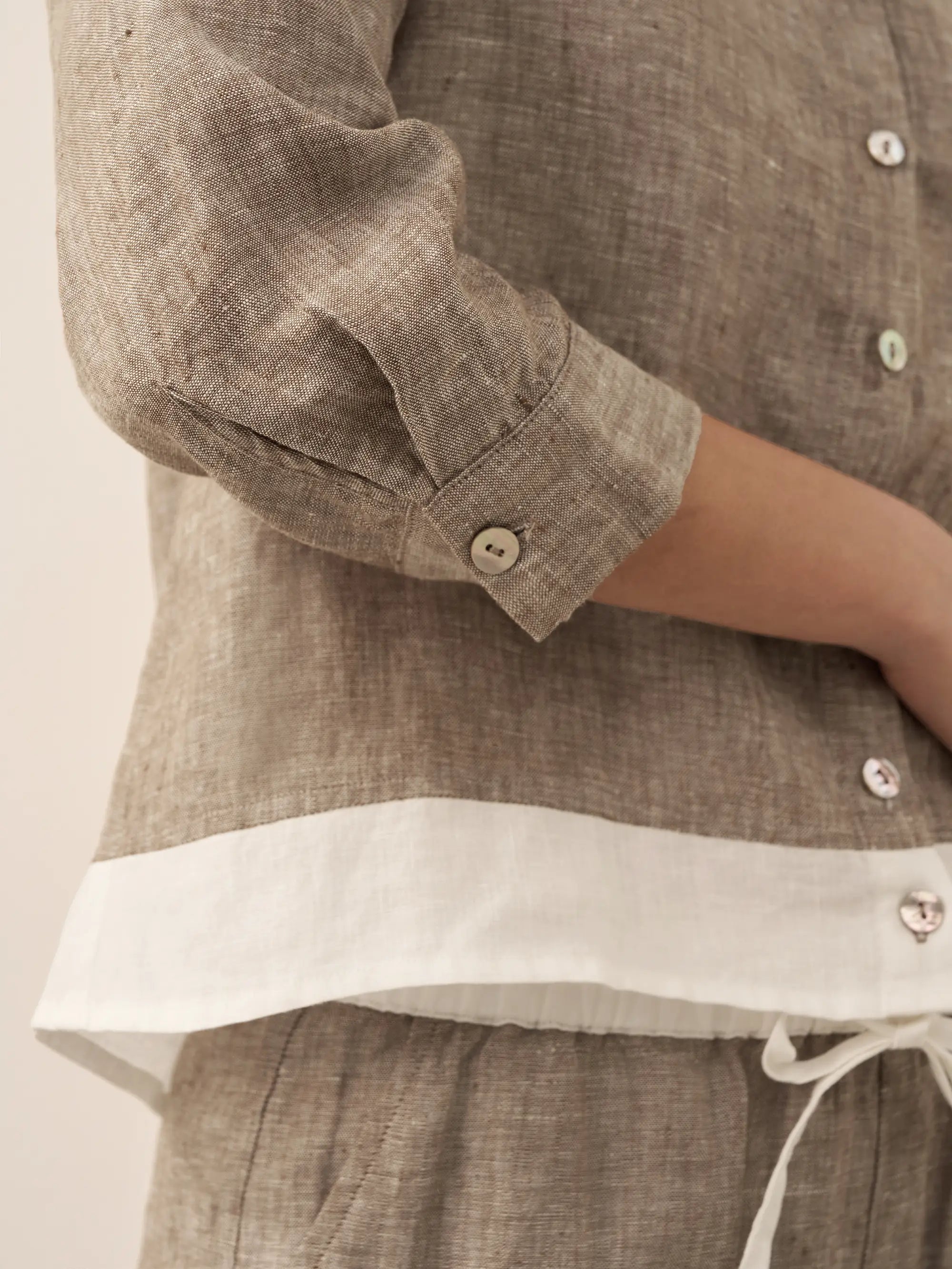 LINTICO 100% Linen Buttoned Closure Color-Blocked Shirt JANICE — packaging