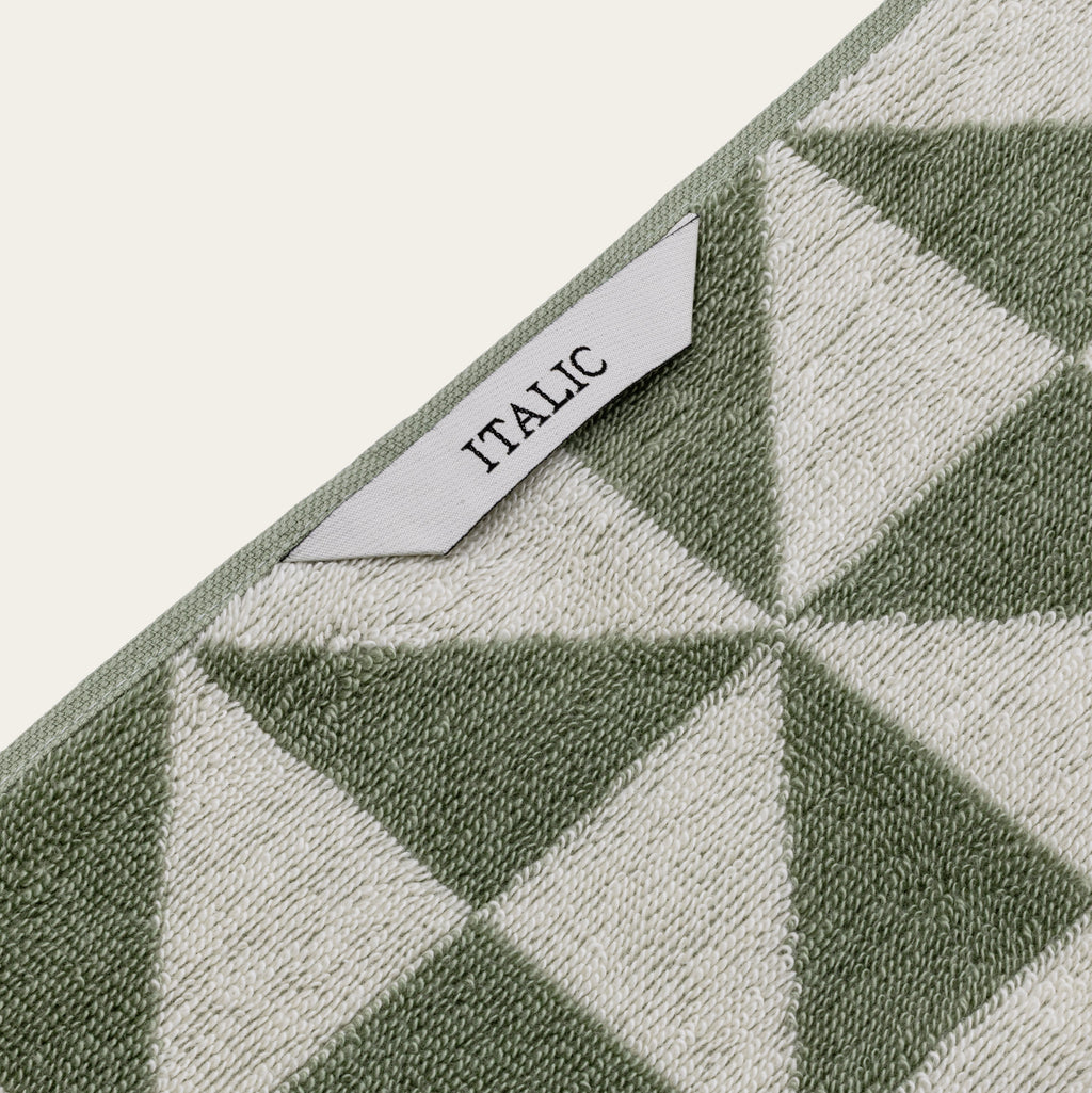 Italic Umbra Towels — lifestyle context