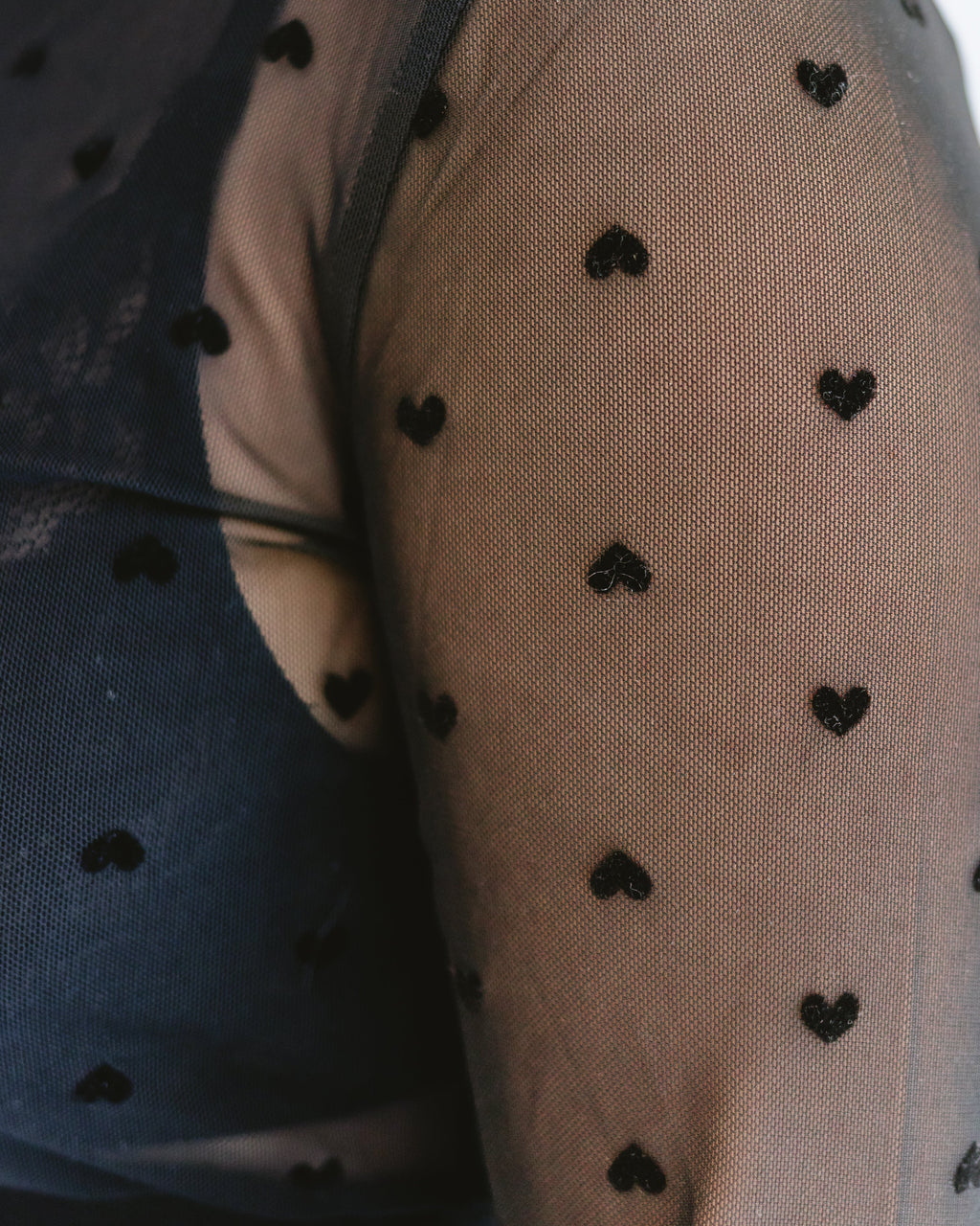 HALFTEE Layering Fashions Heart Mesh Mock Neck Halftee — detail shot 9