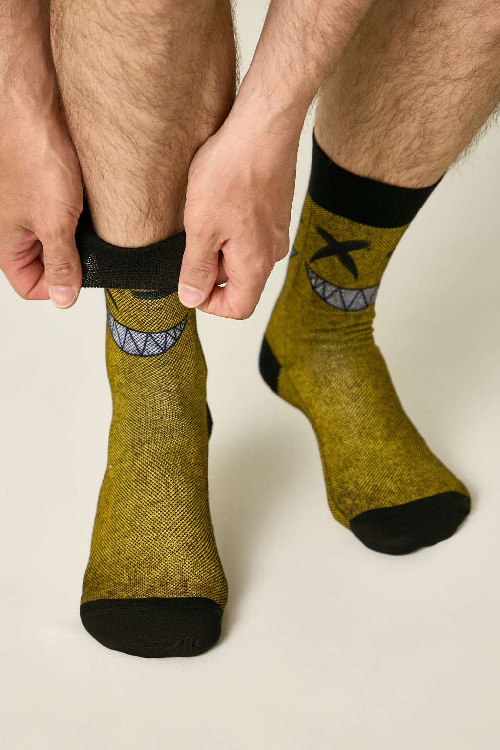 TheRanok.com Conte Cotton Socks Diwari Happy 150 — side view