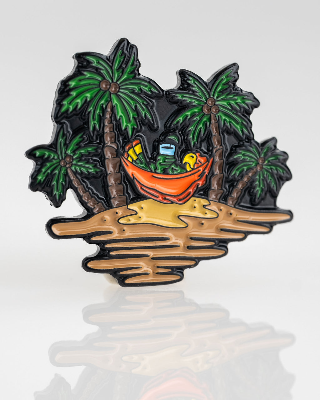 Pins and Aces Margaritaville - Sleeping Parrot Ball Marker — side view