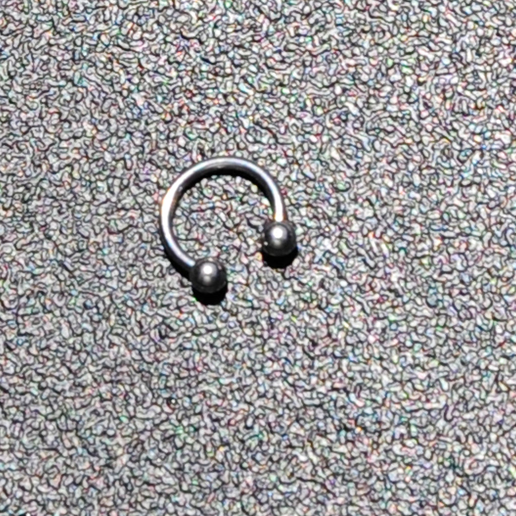 BodyCandy 16G 5/16 Stainless Steel Horseshoe Circular Barbell — size reference