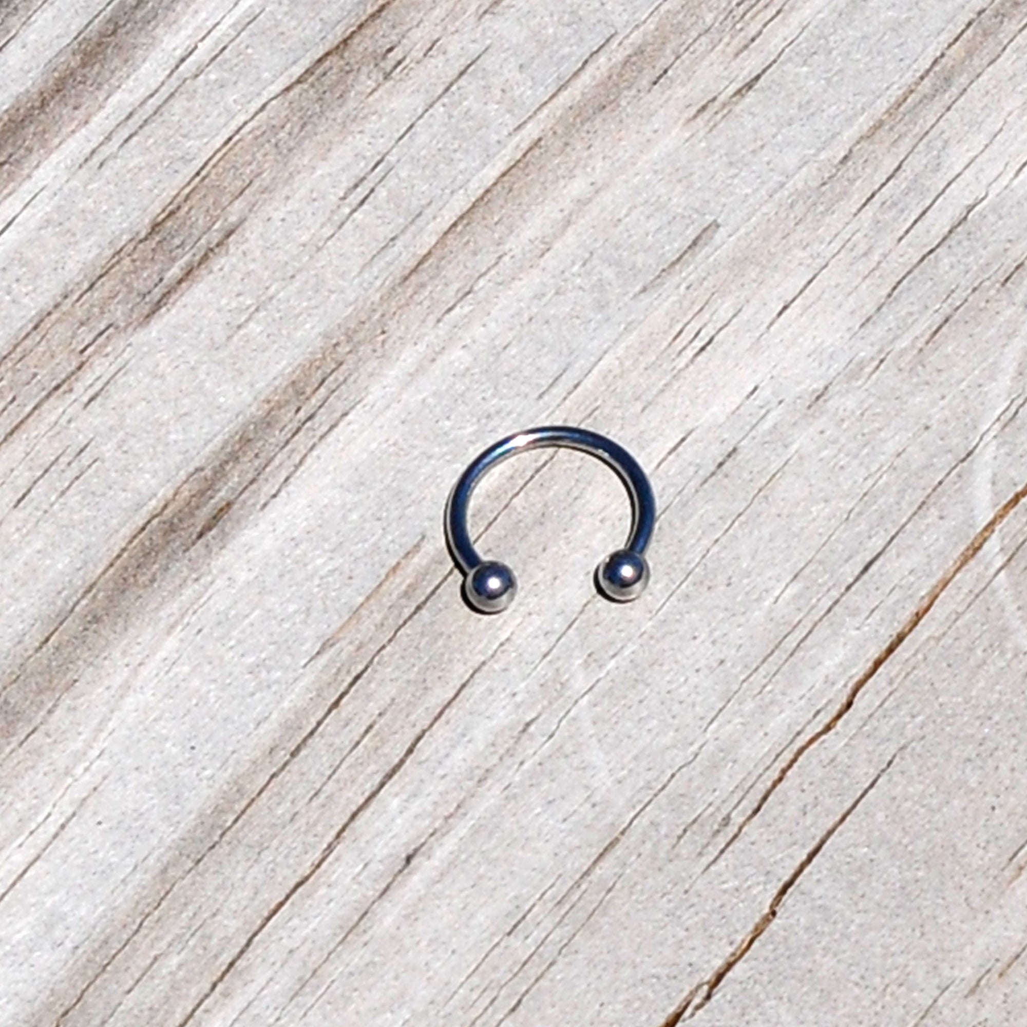 BodyCandy 16G STEEL HORSE SHOE Circular Barbell 3/8 3mm — lifestyle context
