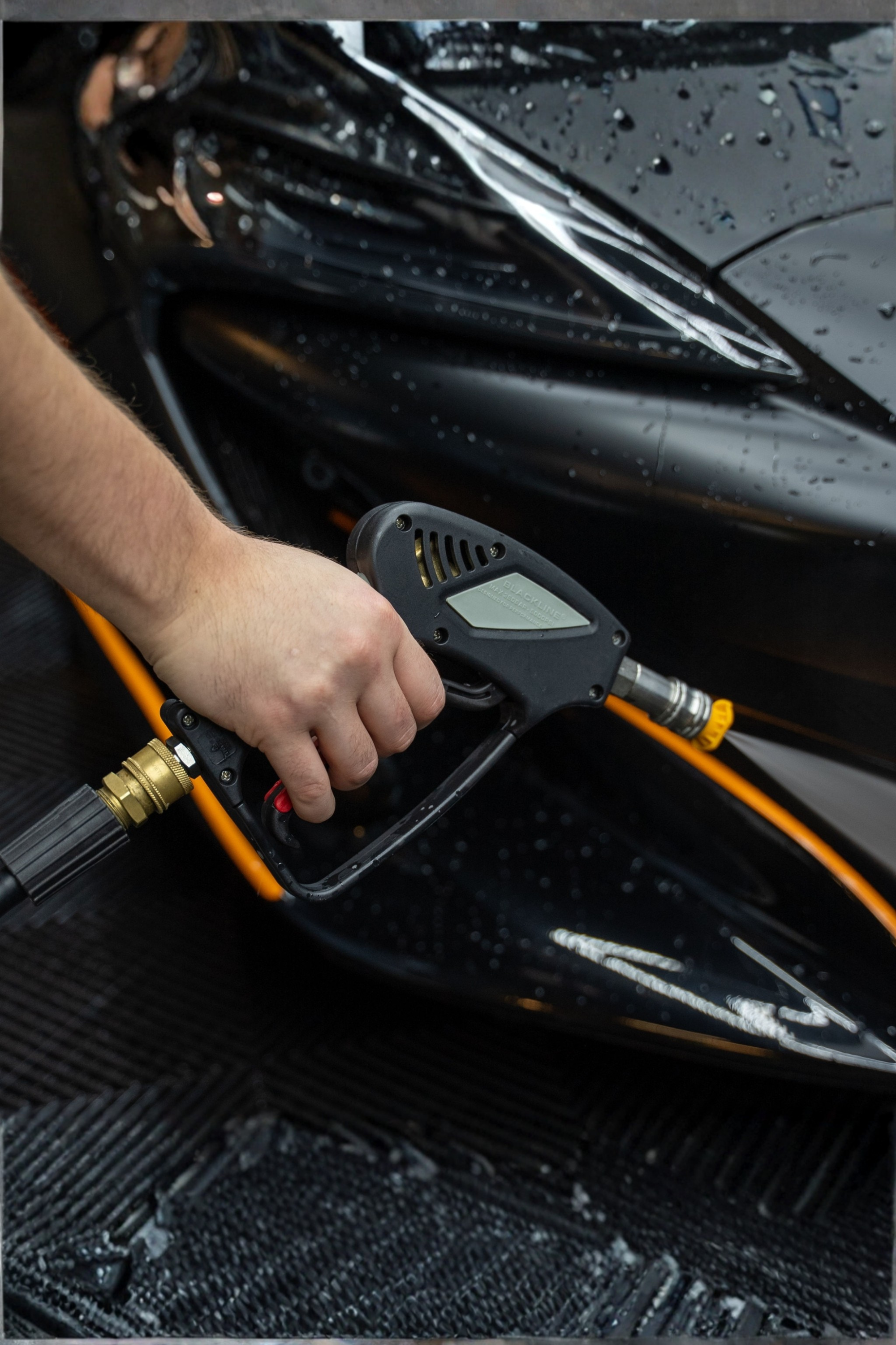 BLACKLINE® SNUB-NOSE PRESSURE WASHER GUN – Blackline Car Care, view 3