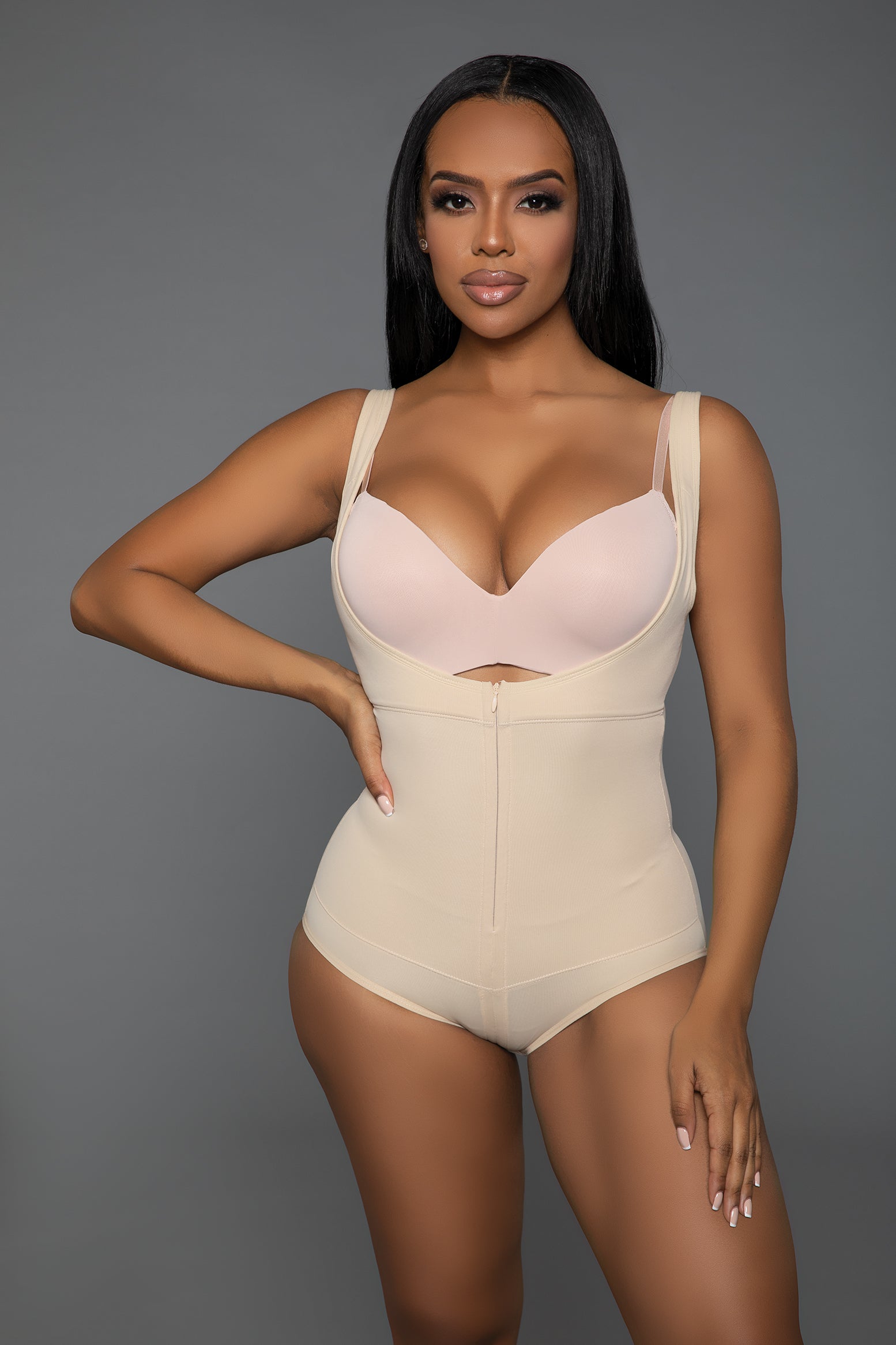 Love Spark Cove | Intimate Apparel, Pleasure Shop & Free Shipping 2375 Keep It Tight Bodysuit Shaper — detail close-up