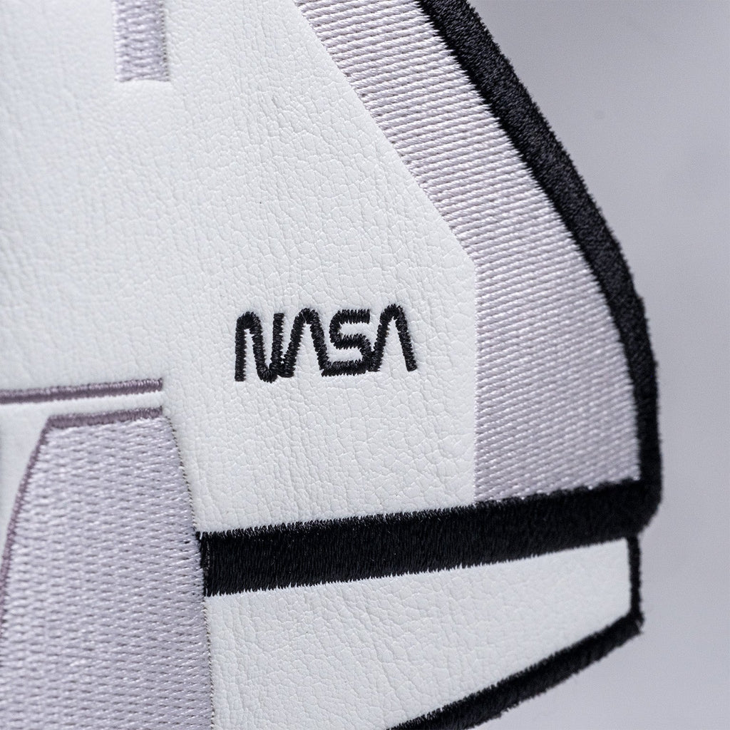 NASA Space Shuttle - Driver Cover – Pins and Aces, view 7
