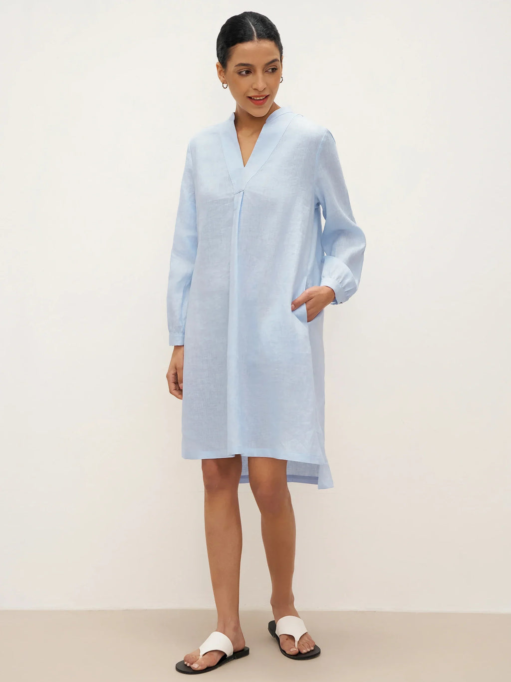LINTICO 100% Linen V-Neck Pullover Shirt Dress JADEN — fabric or material detail