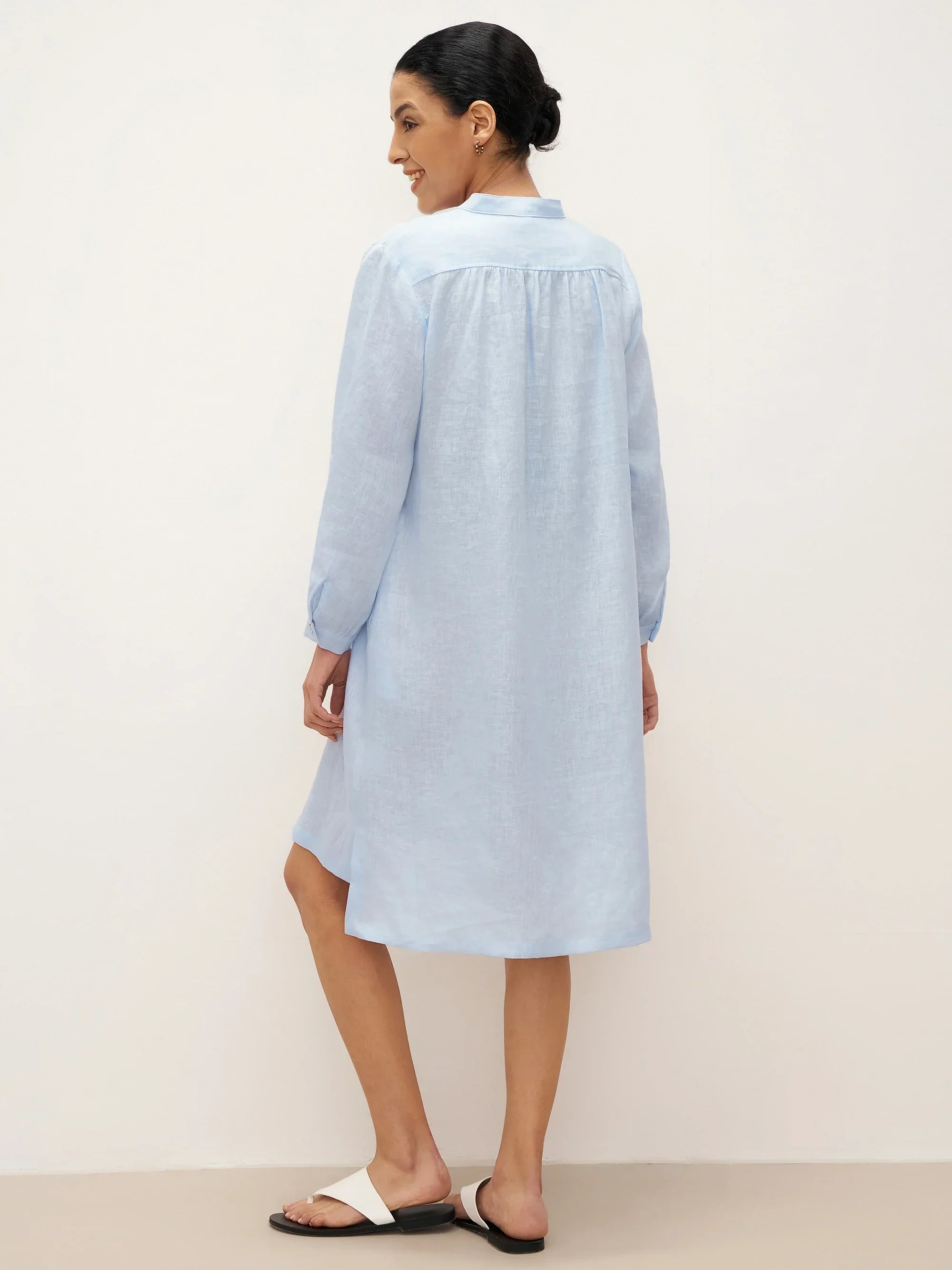 LINTICO 100% Linen V-Neck Pullover Shirt Dress JADEN — detail shot 10