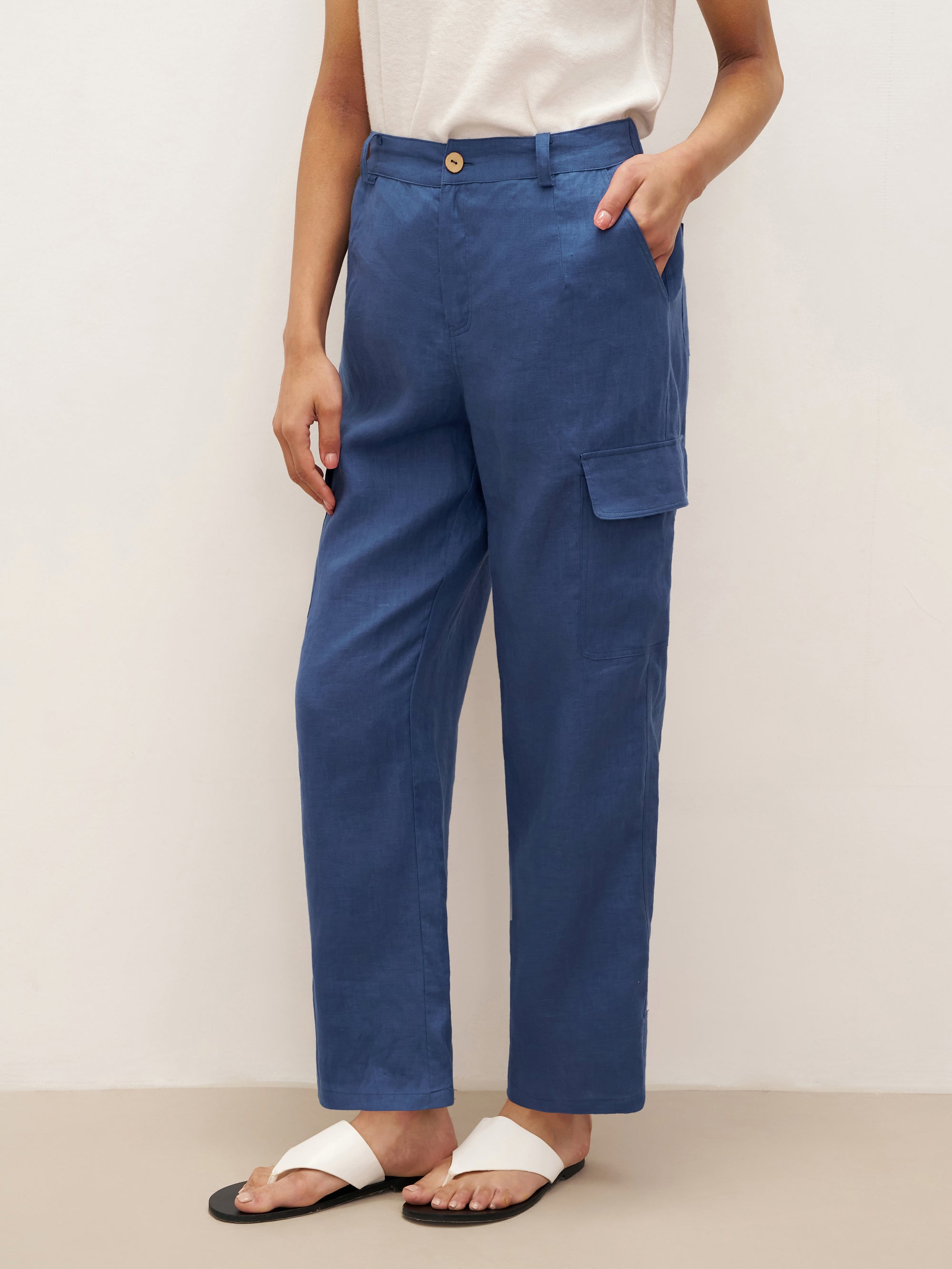 LINTICO 100% Linen Cargo Tapered Trousers with Patch Pockets JESSE — main product shot