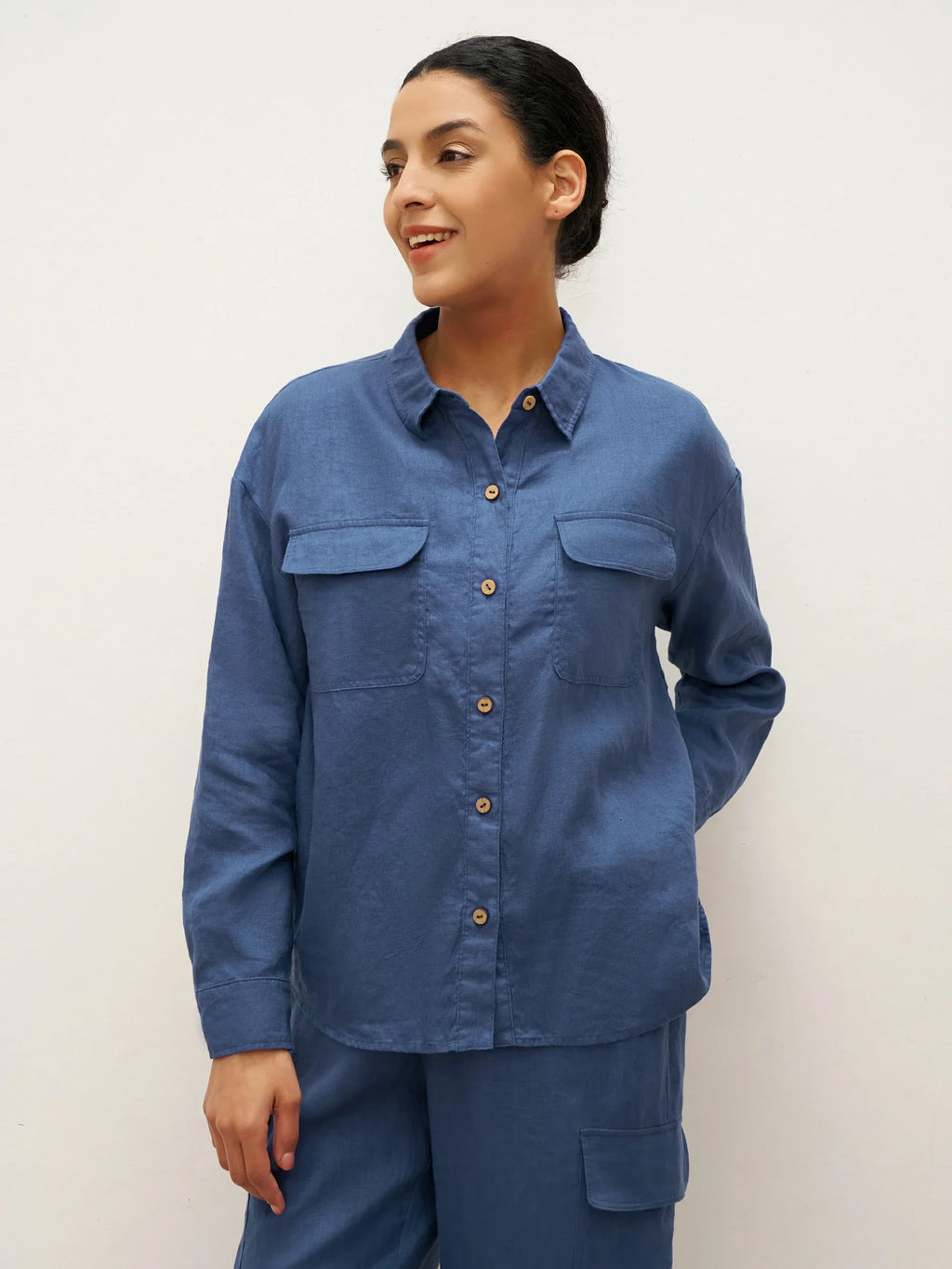 LINTICO 100% Linen Flap-Patch Buttoned Closure Shirt Jacket JANE — comparison shot