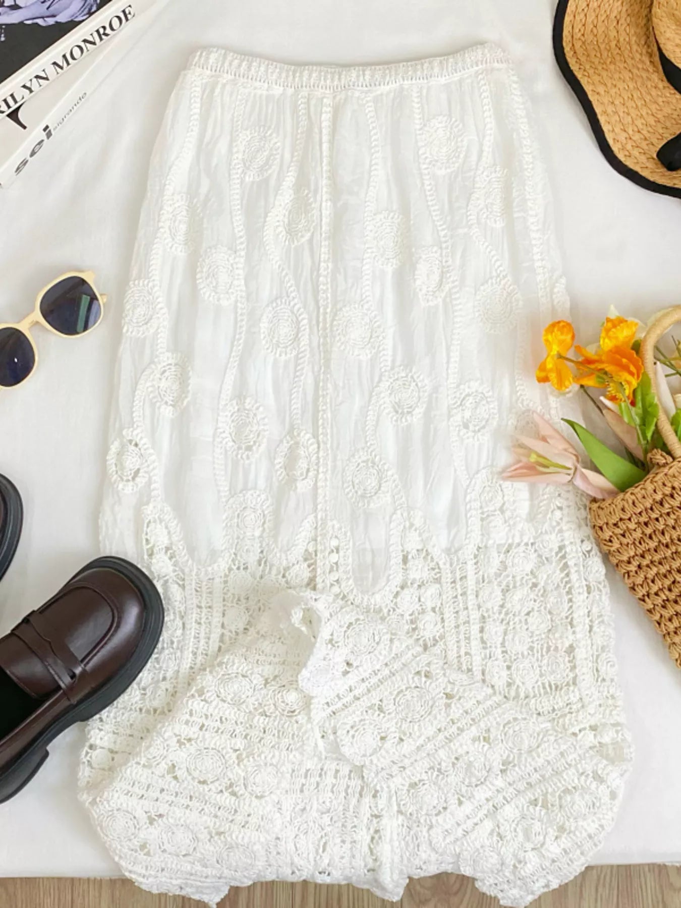 Lace Elastic Waist Midi Skirt