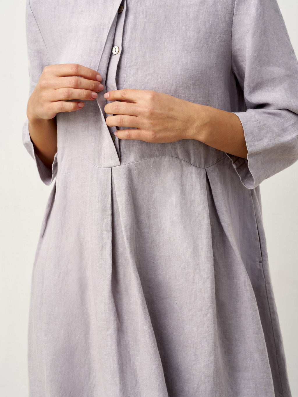 LINTICO 100% Linen Inverted Pleat Curved Seam Maxi Dress VALERIE — detail shot 7