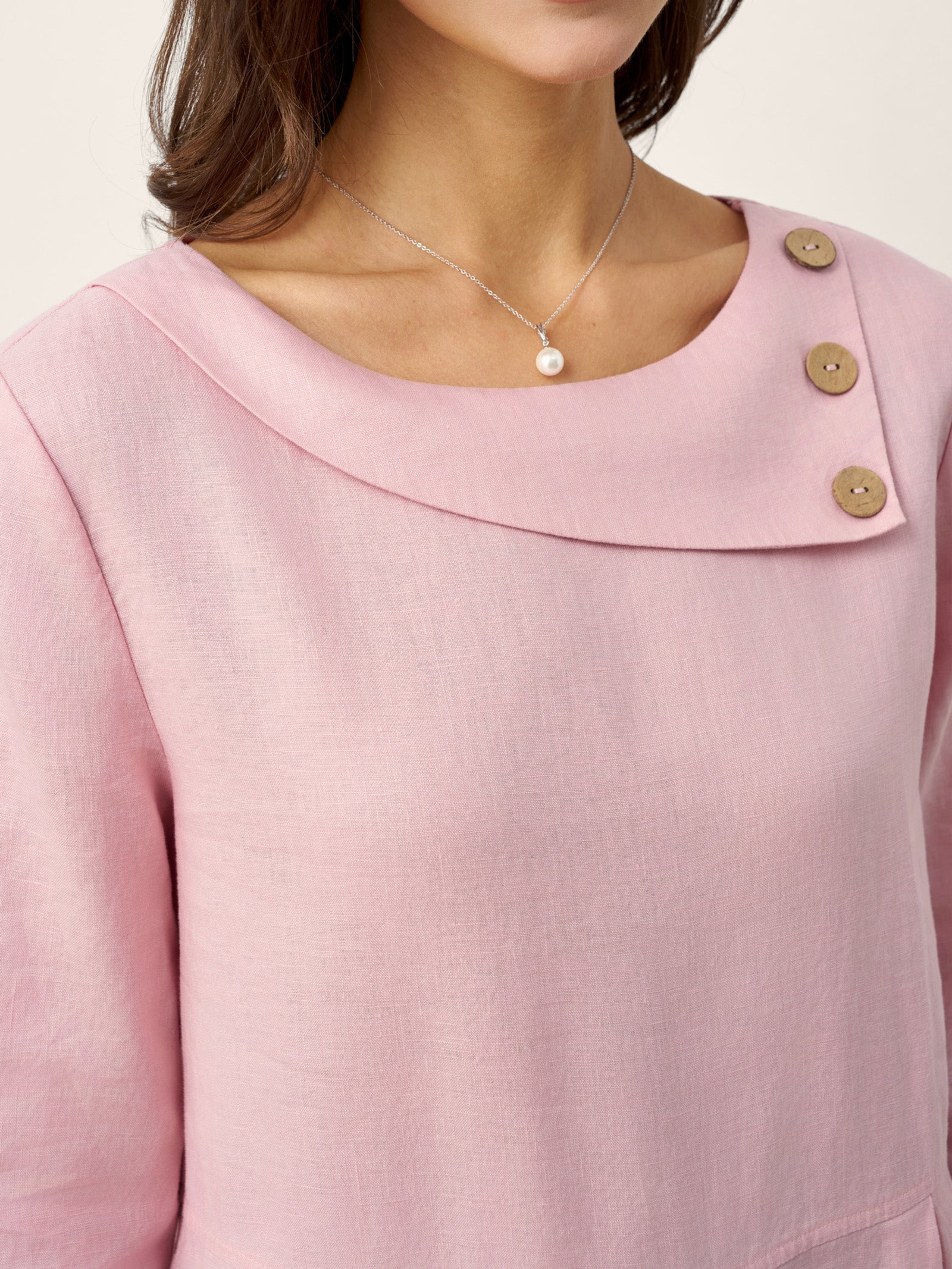 LINTICO 100% Linen Crescent Neck Decorative Button Waist Pleated Maxi Dress GWENYTH — detail shot 7