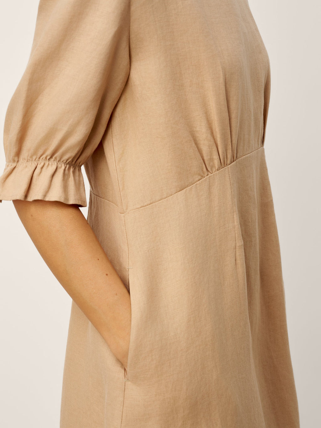 LINTICO 100% Linen Round Neck High Waist Ruffle Sleeve Maxi Dress ZEPHYRA — detail shot 8