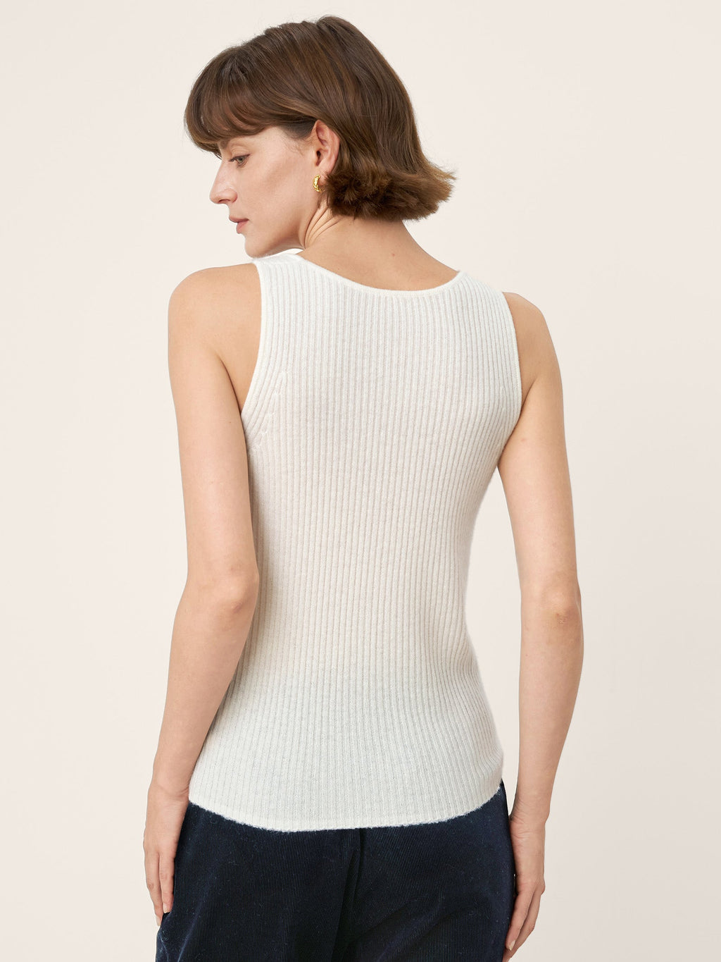 LINTICO 100% Mongolian Cashmere Versatile Crew Neck Tank Top VIVIANA — side view