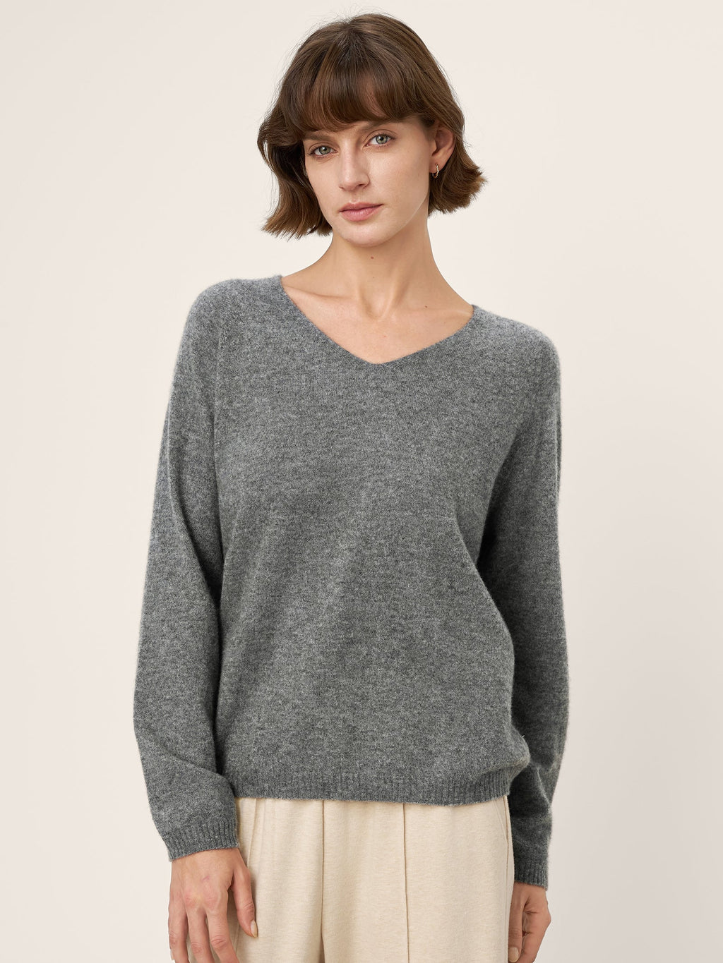 LINTICO Mongolian Cashmere & Mulberry Silk Seamless Ribbed Trim V-Neck Sweater TESSA — main product shot