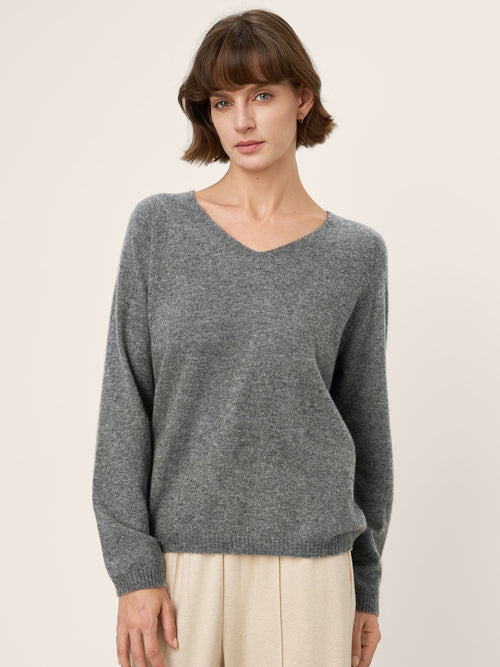 LINTICO Mongolian Cashmere & Mulberry Silk Seamless Ribbed Trim V-Neck Sweater TESSA — main product shot