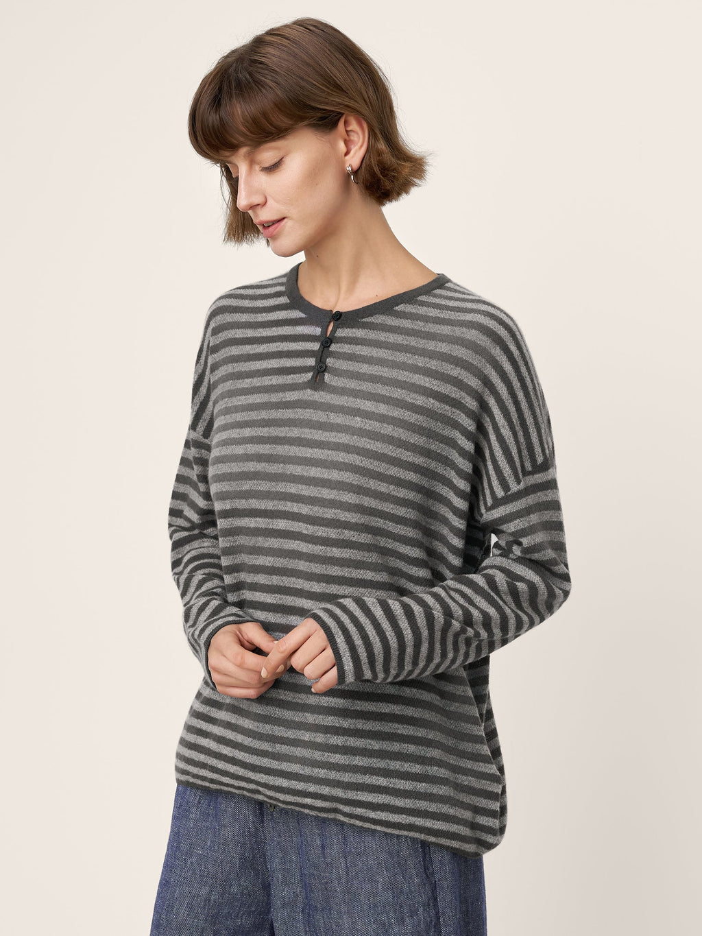 LINTICO 100% Mongolian Cashmere Drop Shoulder Stripe Knit Top RAINA — Drop Shoulder detail