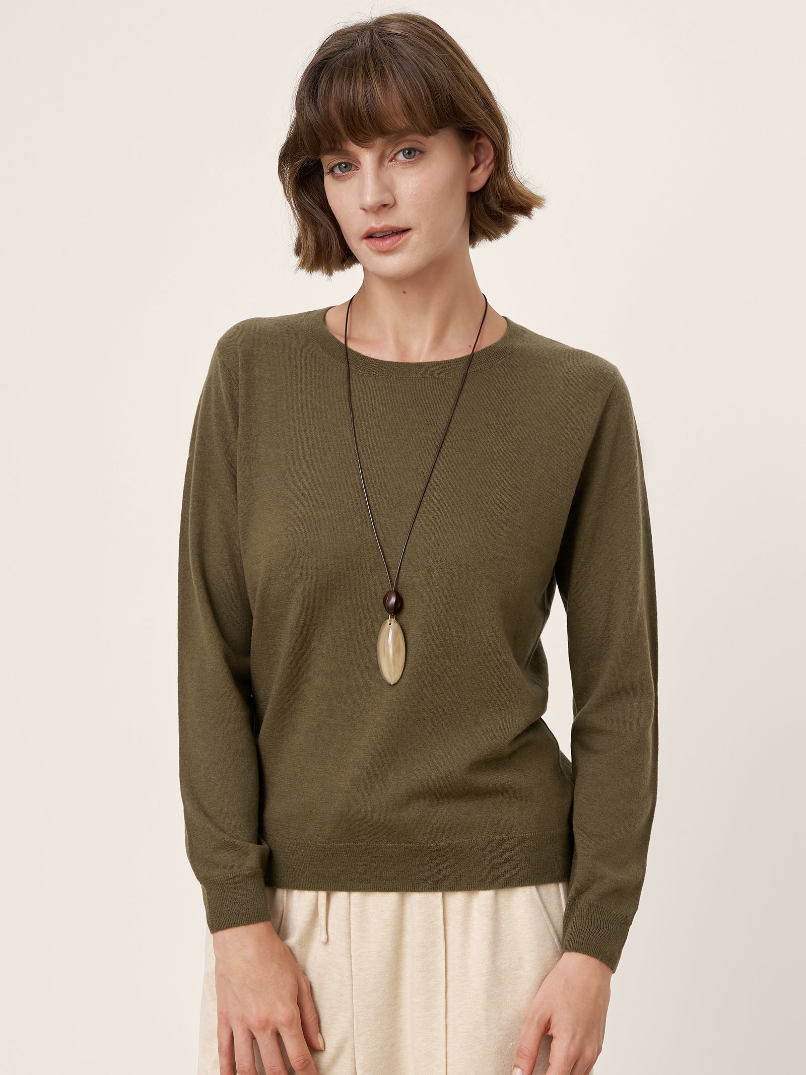 LINTICO 100% Extra-Fine Merino Wool Essential Crew Neck Knit Sweater BRIDGET — main product shot