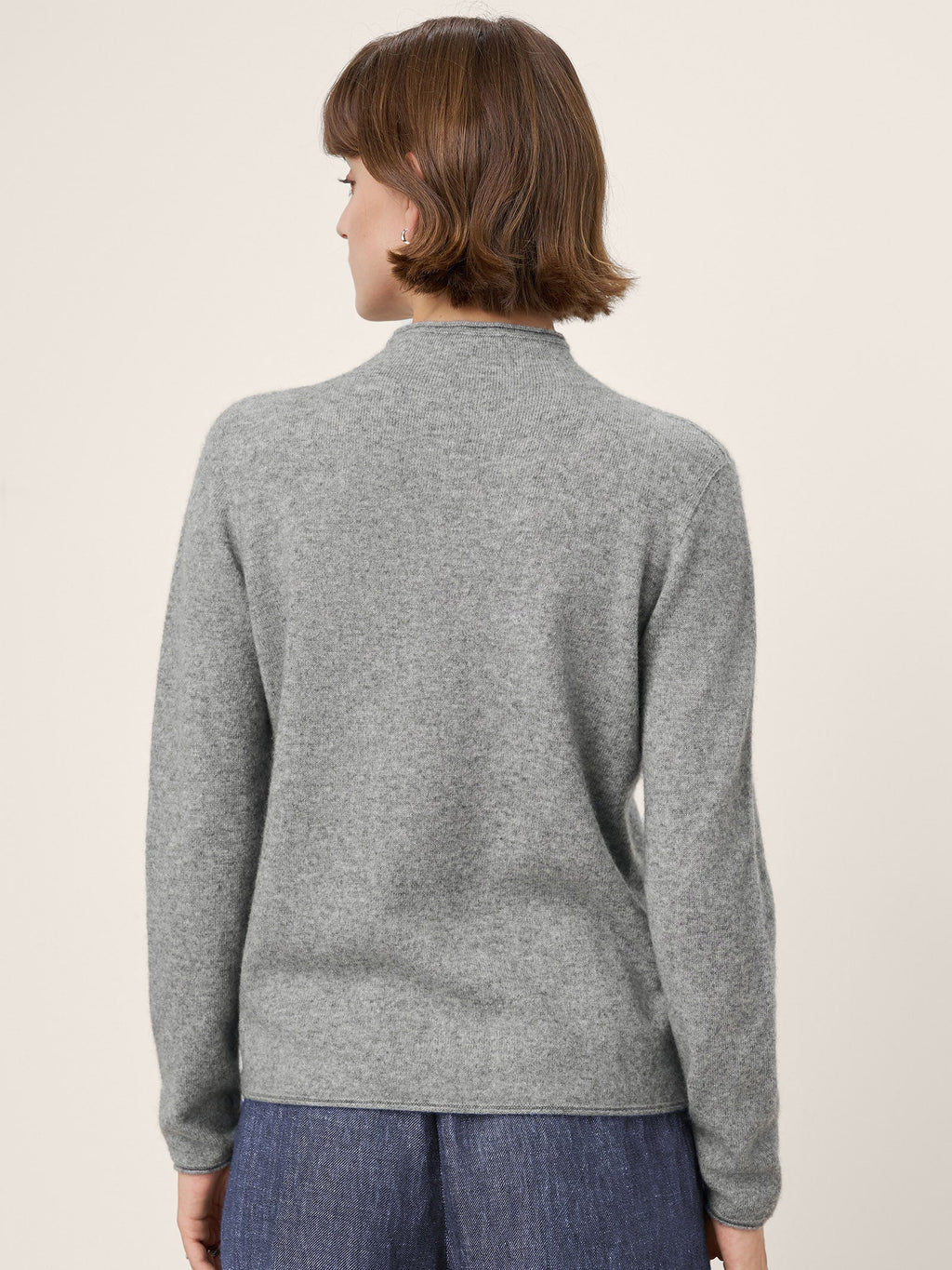 LINTICO Premium Cashmere Blend Hand-Finished Seamless Mock Neck Lettuce Edge Sweater… — LINTICO branding close-up