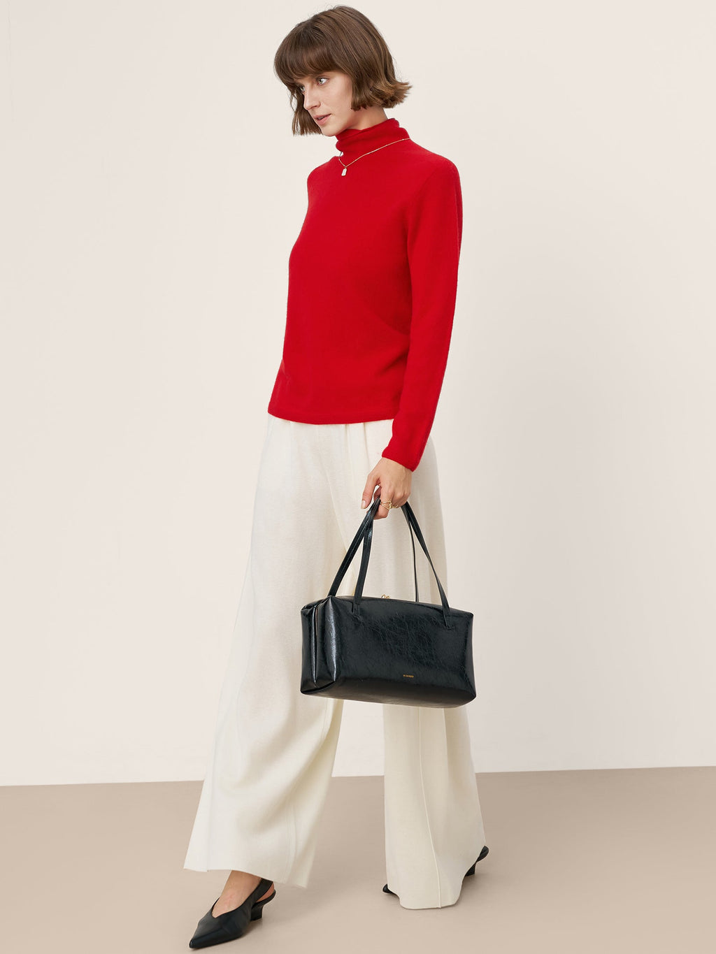 LINTICO Premium Cashmere Blend Hand-Finished Seamless Turtleneck Knit Top TOVE — detail shot 7