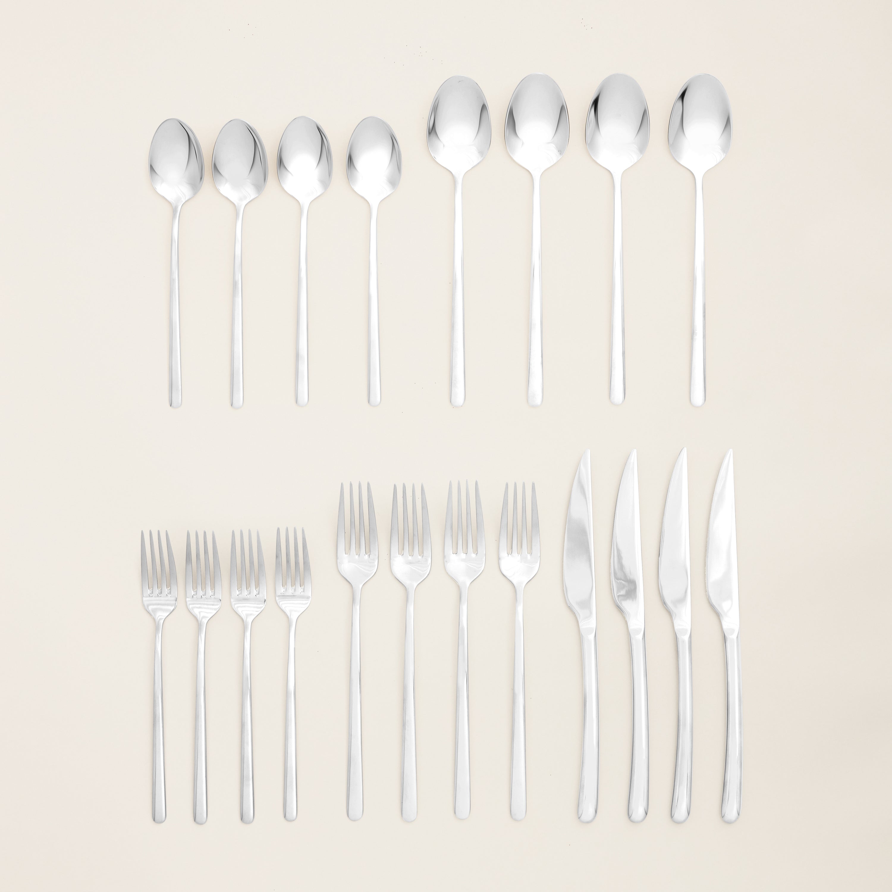 Italic Emilia Mirror 20-Piece Flatware Set — detail shot 7