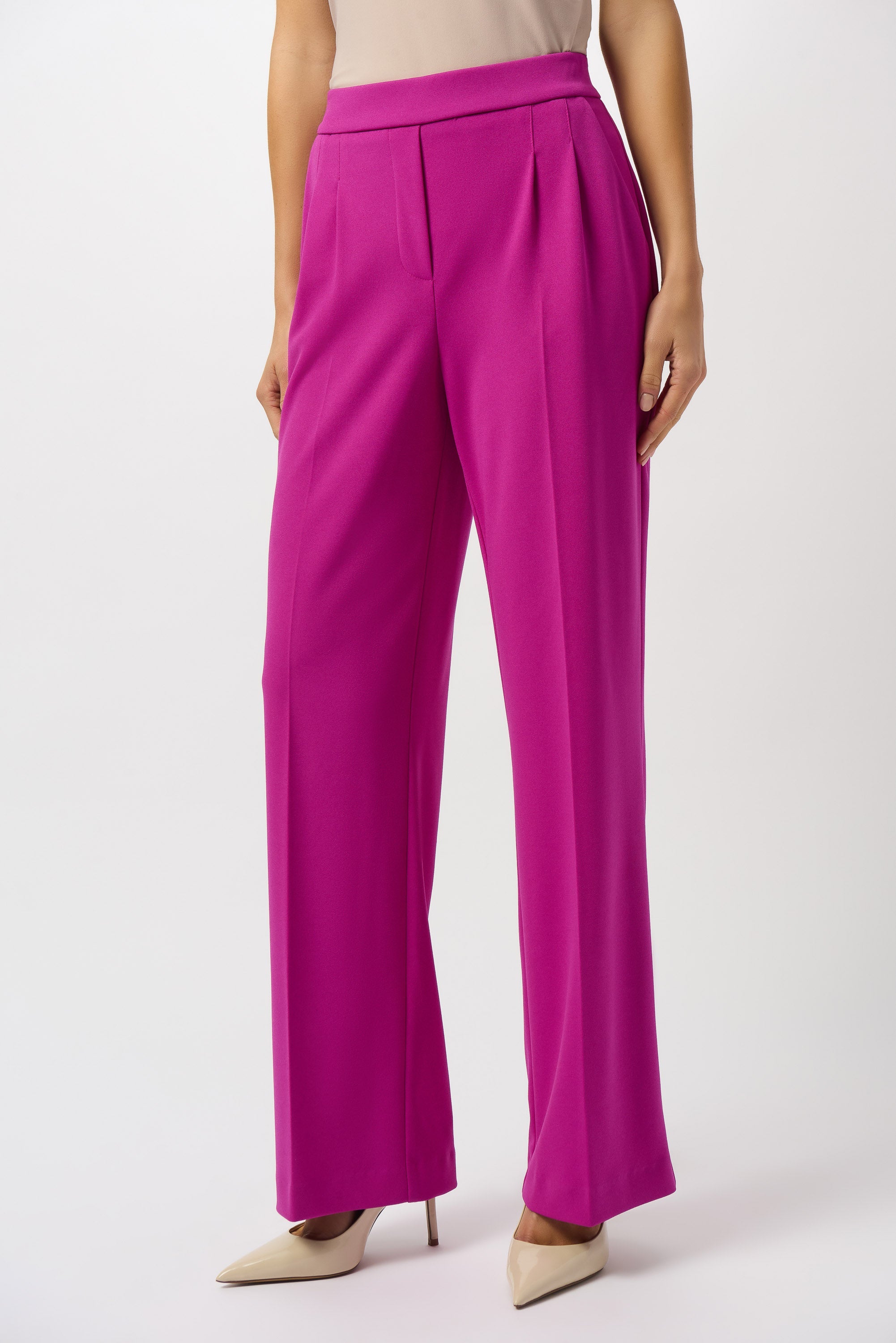 KADOU BOUTIQUE Fuchsia Pants - 253296 — lifestyle context