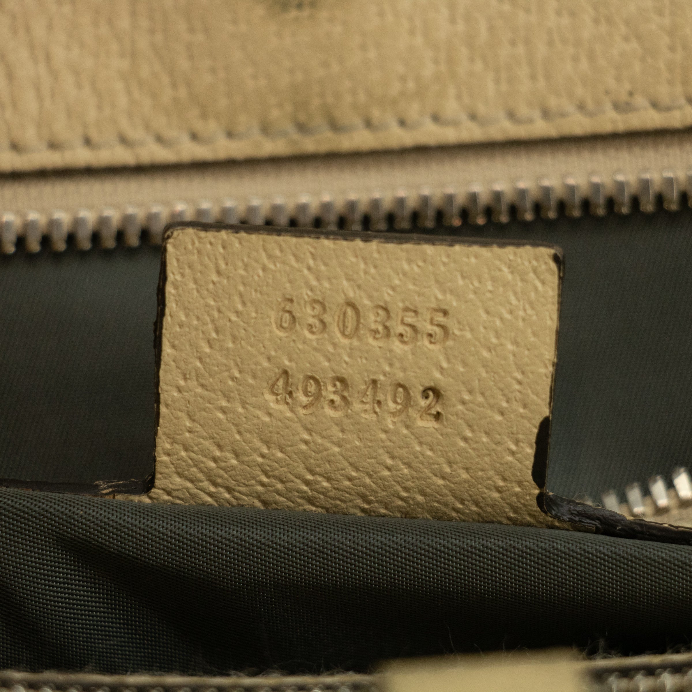 Bolt Boutique Gucci GG Nylon Off The Grid 2Way Shoulder Bag  #2568 — size reference