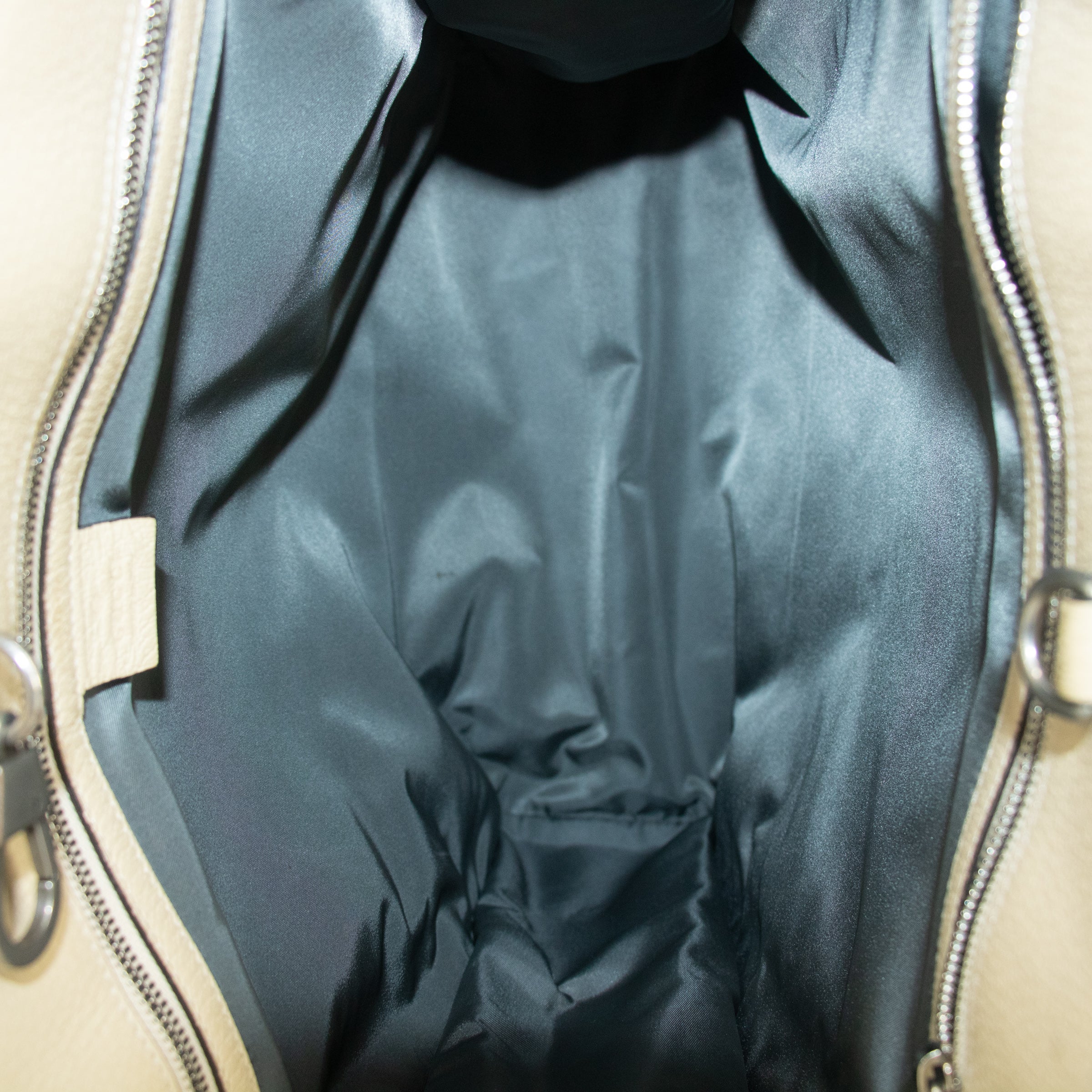 Bolt Boutique Gucci GG Nylon Off The Grid 2Way Shoulder Bag  #2568 — color detail