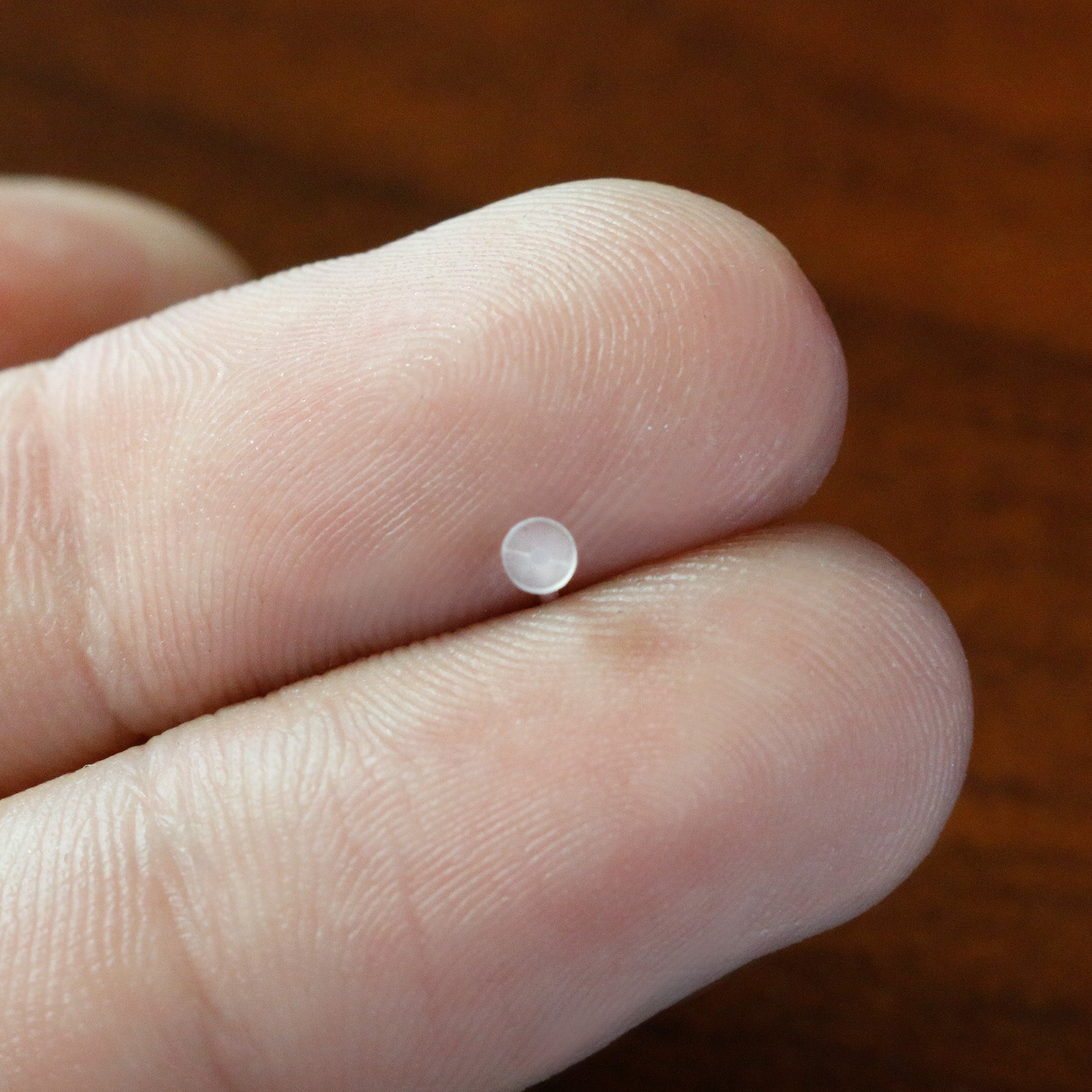 BodyCandy 20G Clear Flat Bioplast Nose Retainer — size reference