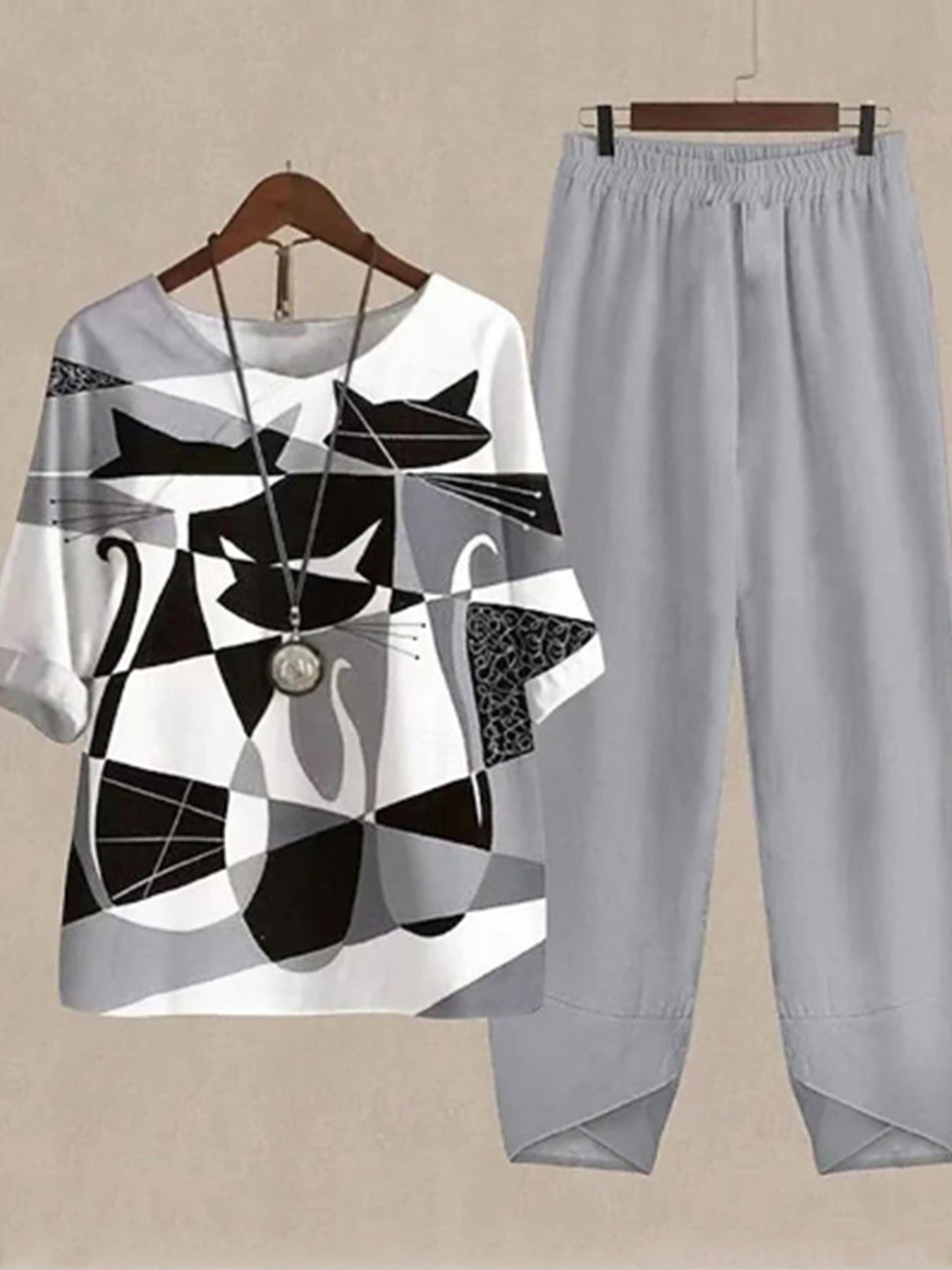 Printed Half Sleeve Top and Pants Set