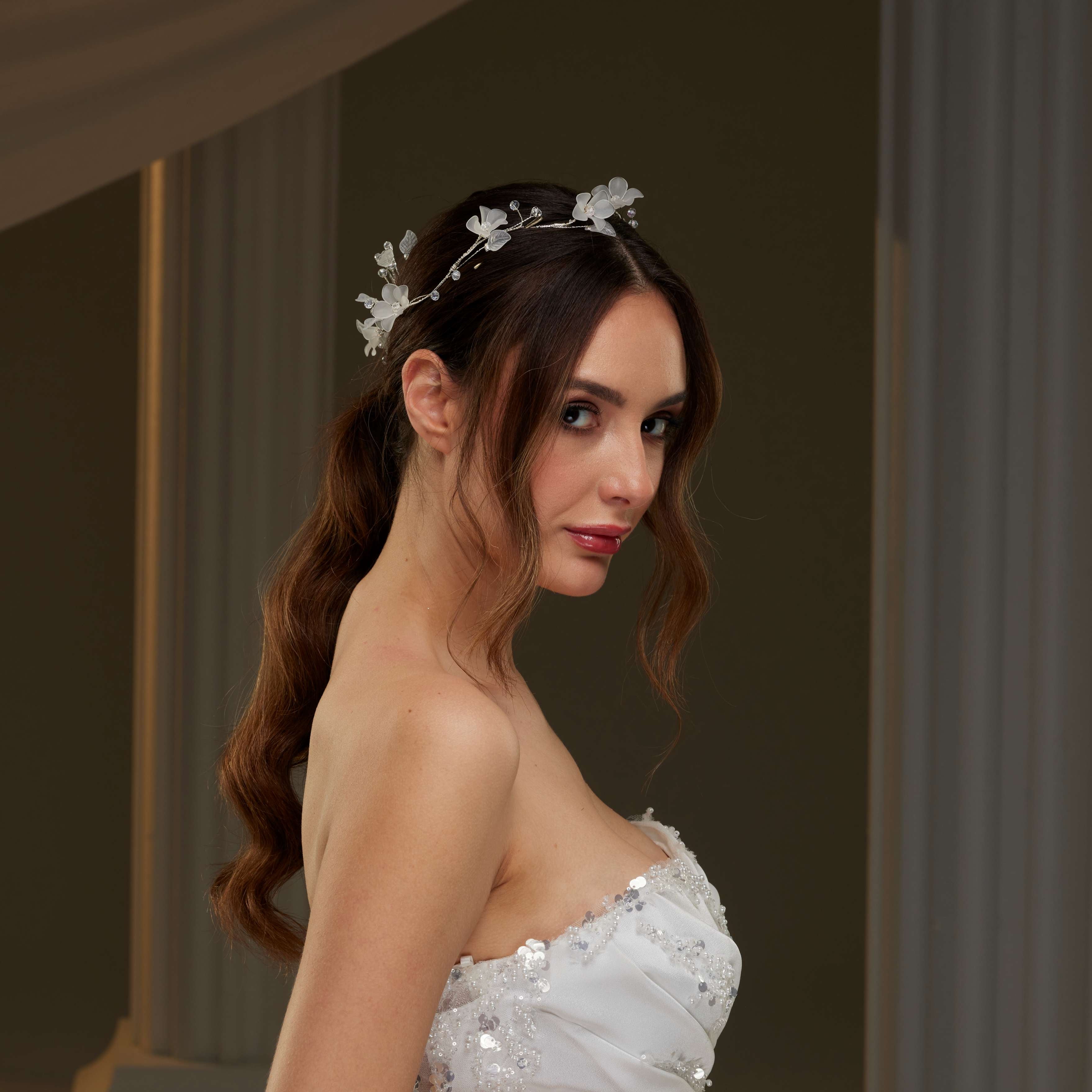 Elegant Crystal Beaded Floral Hair Comb – Bridal Port, view 6