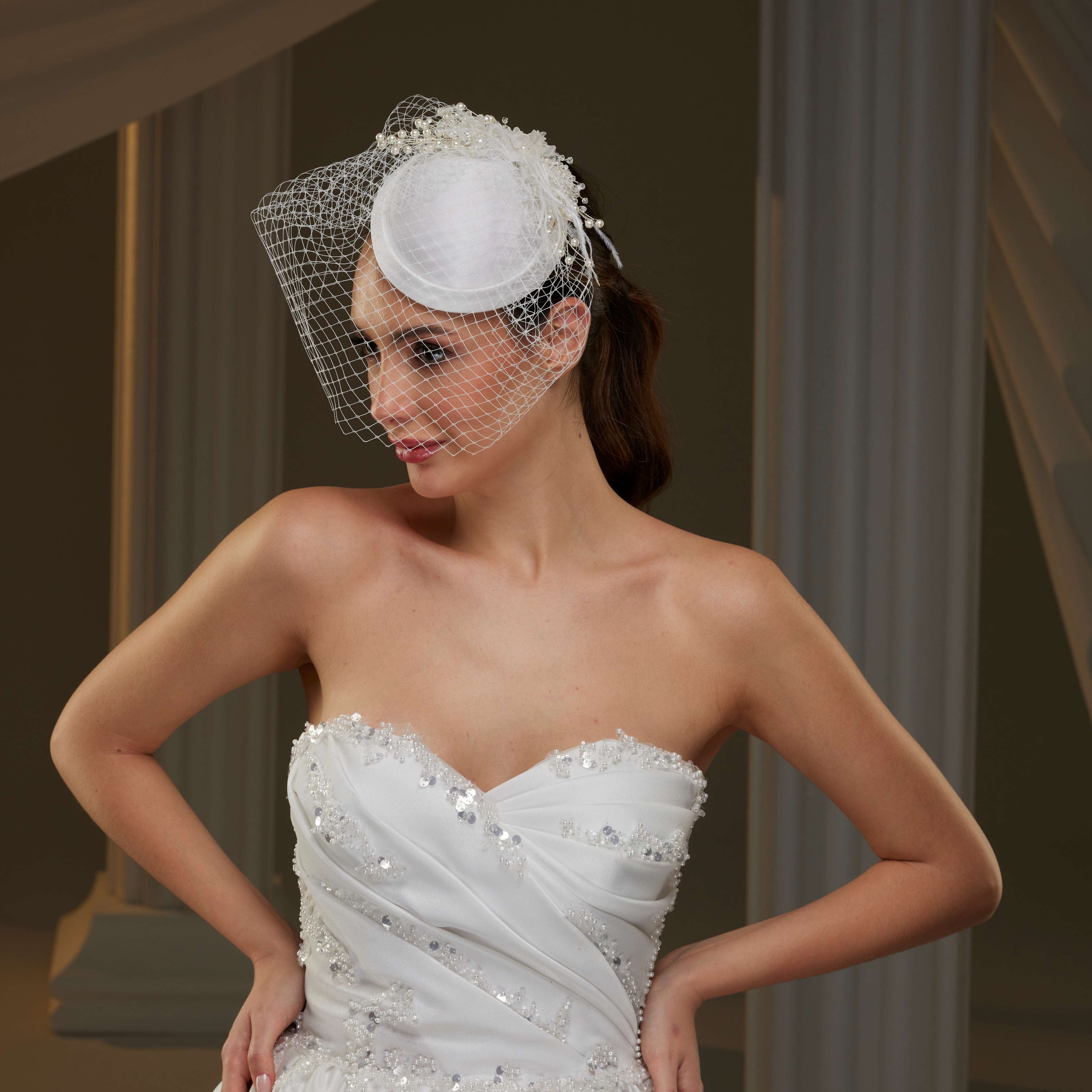 Elegant Bridal Fascinator with Birdcage Veil, Pearls & Feathers – Bridal Port, view 2