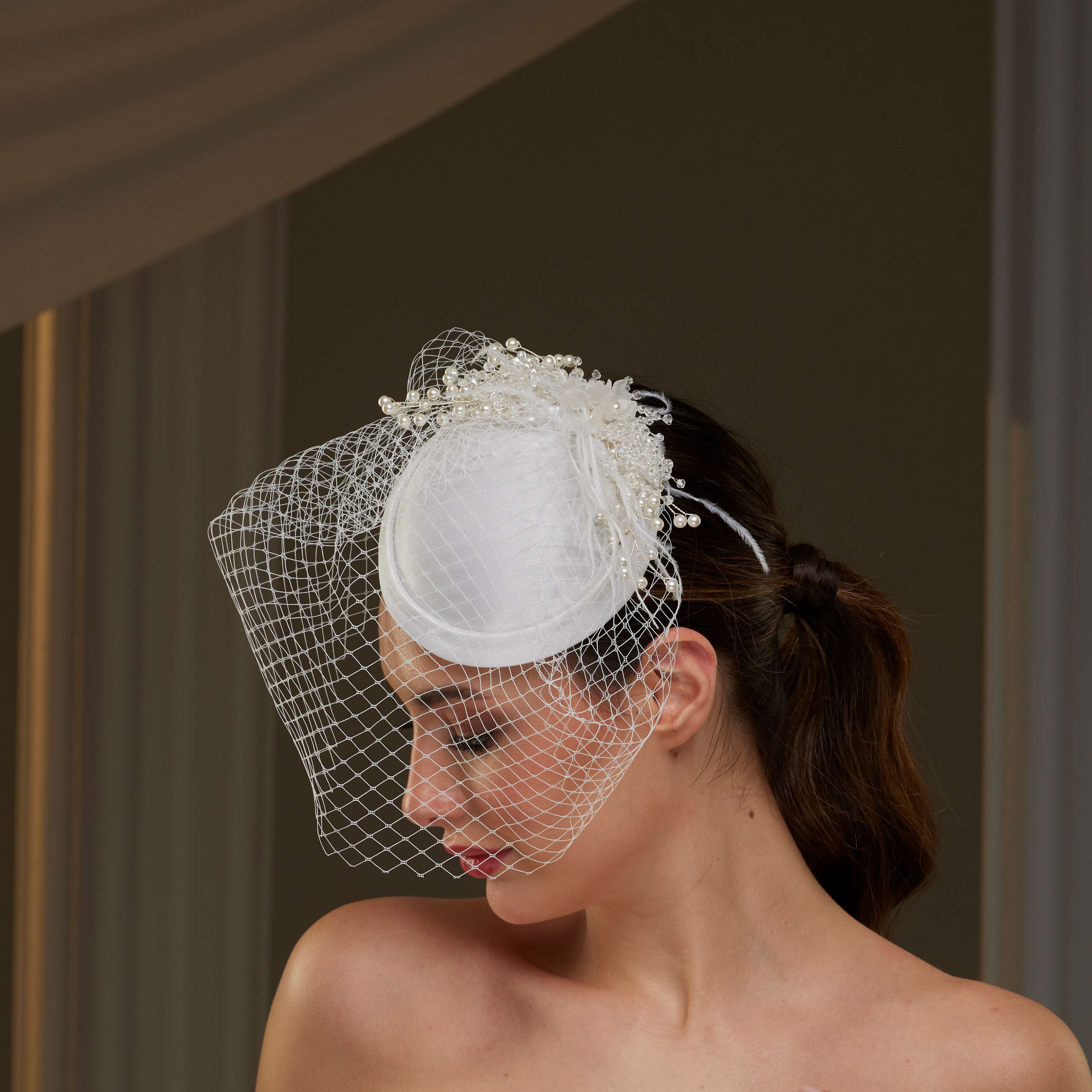 Elegant Bridal Fascinator with Birdcage Veil, Pearls & Feathers – Bridal Port, view 4