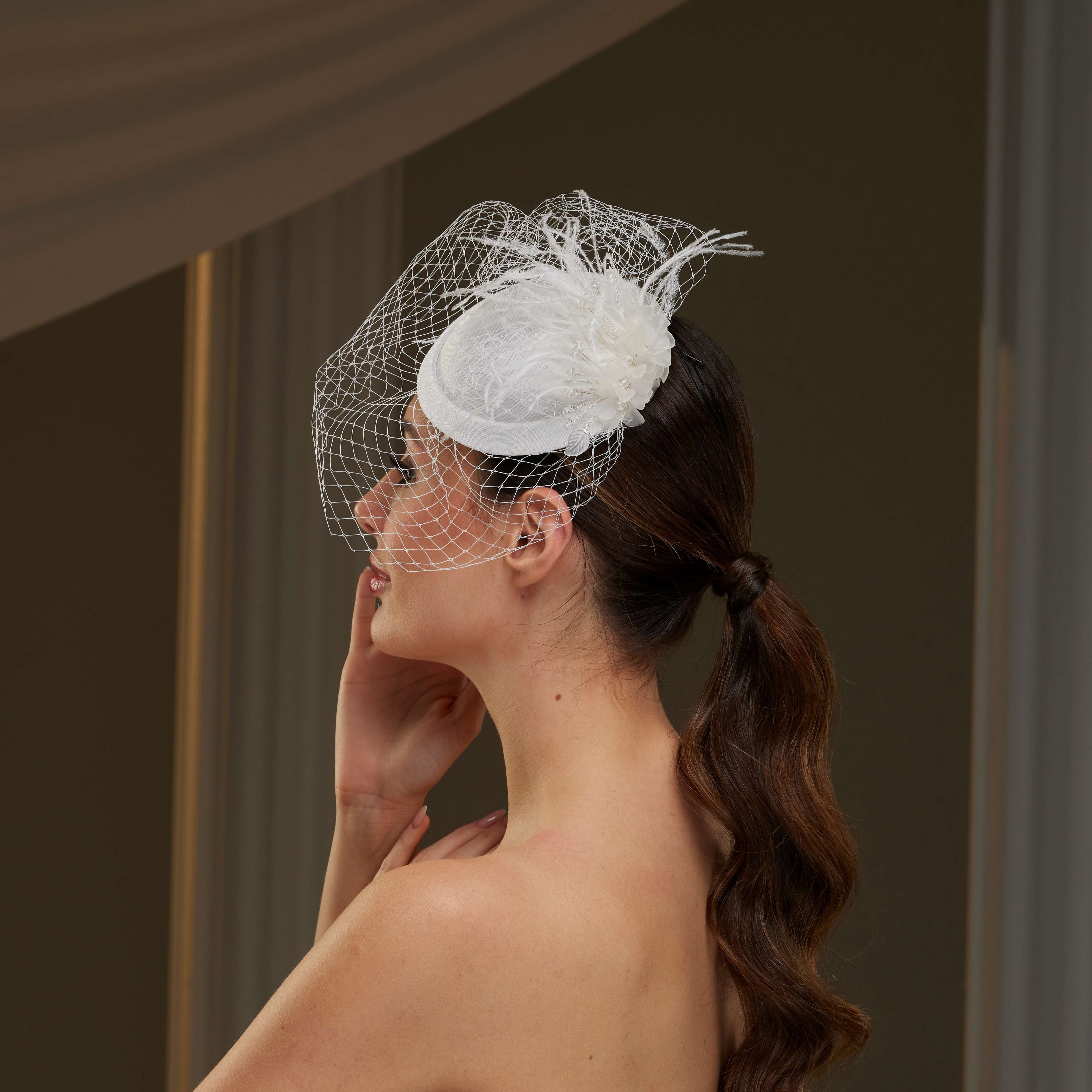 Bridal Fascinator with Blusher Veil and Feathers – Bridal Port, view 7