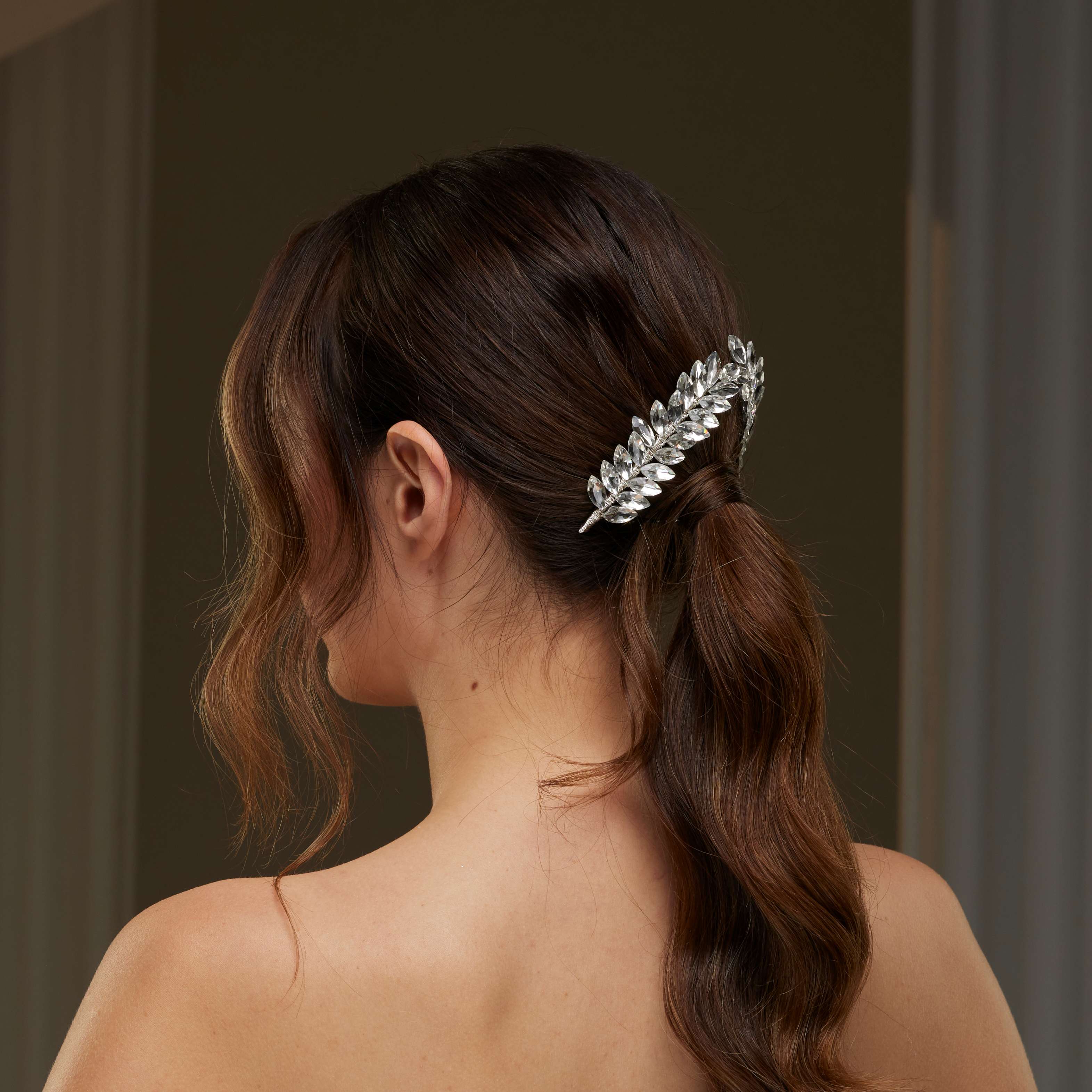 Elegant Rhinestone Hair Comb – Bridal Port