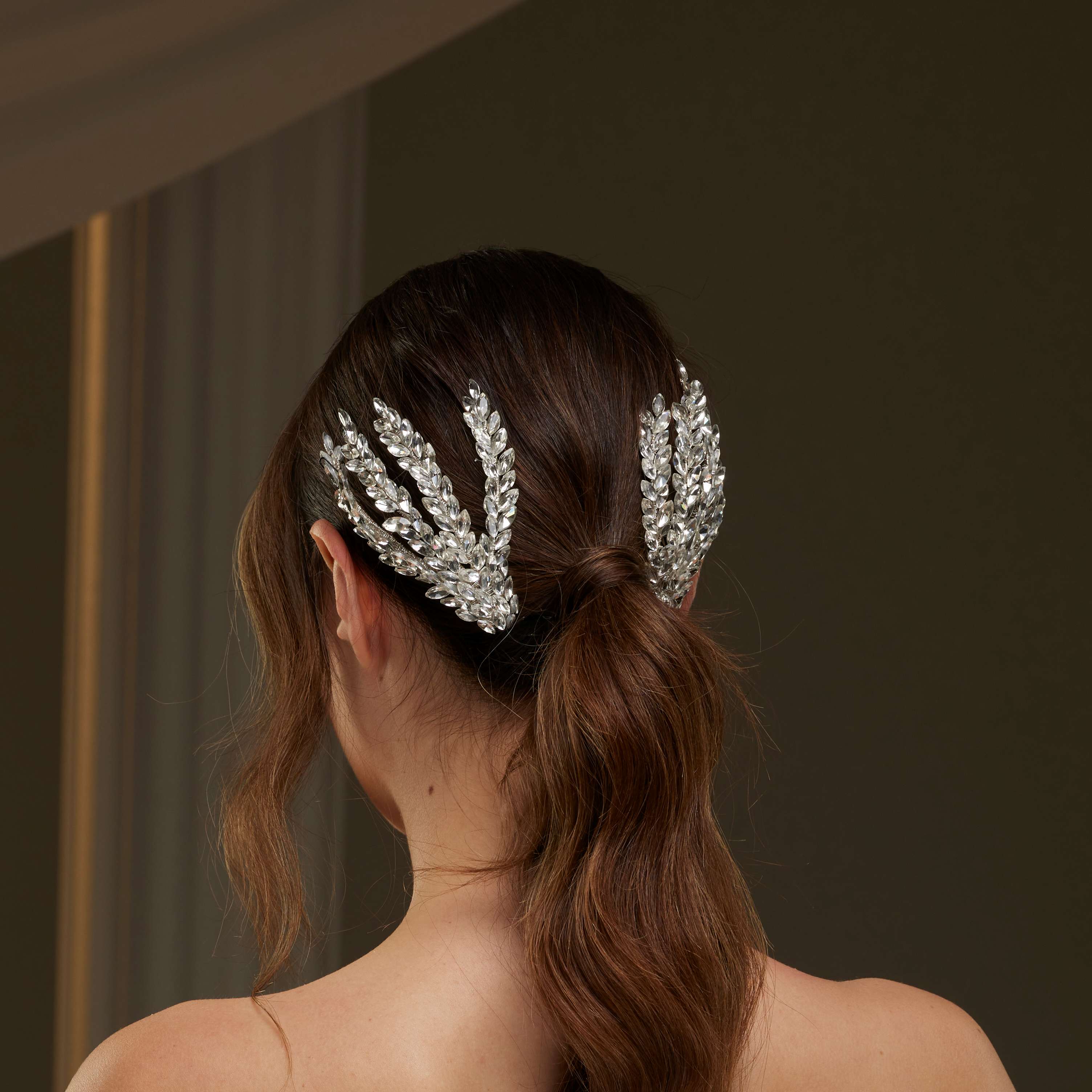 Two-Piece Rhinestone Hair Comb Set – Bridal Port, view 3
